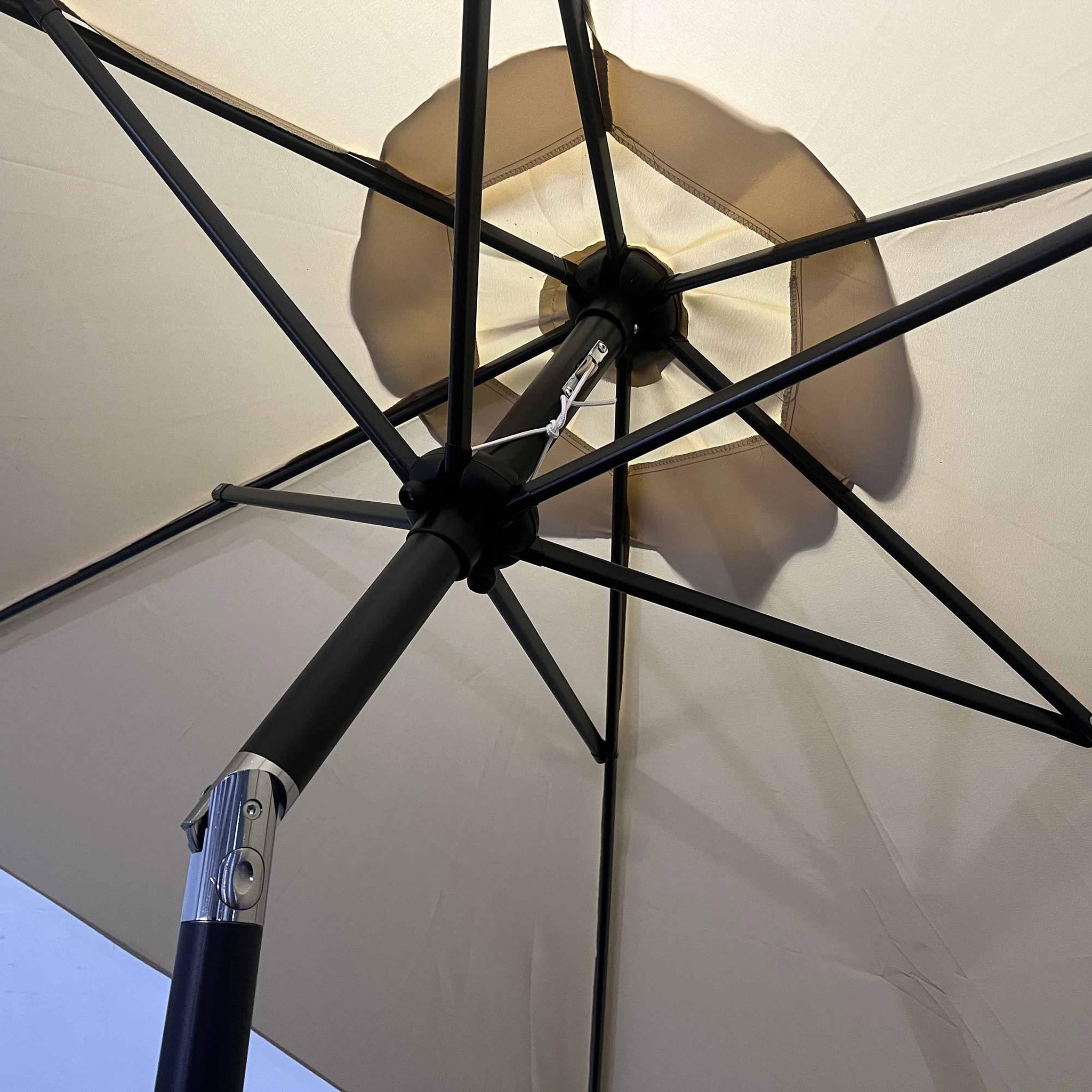 Voir la diapositive 3 : WERKAPRO Parasol Droit Ø2,7 m crème - WERKA PRO