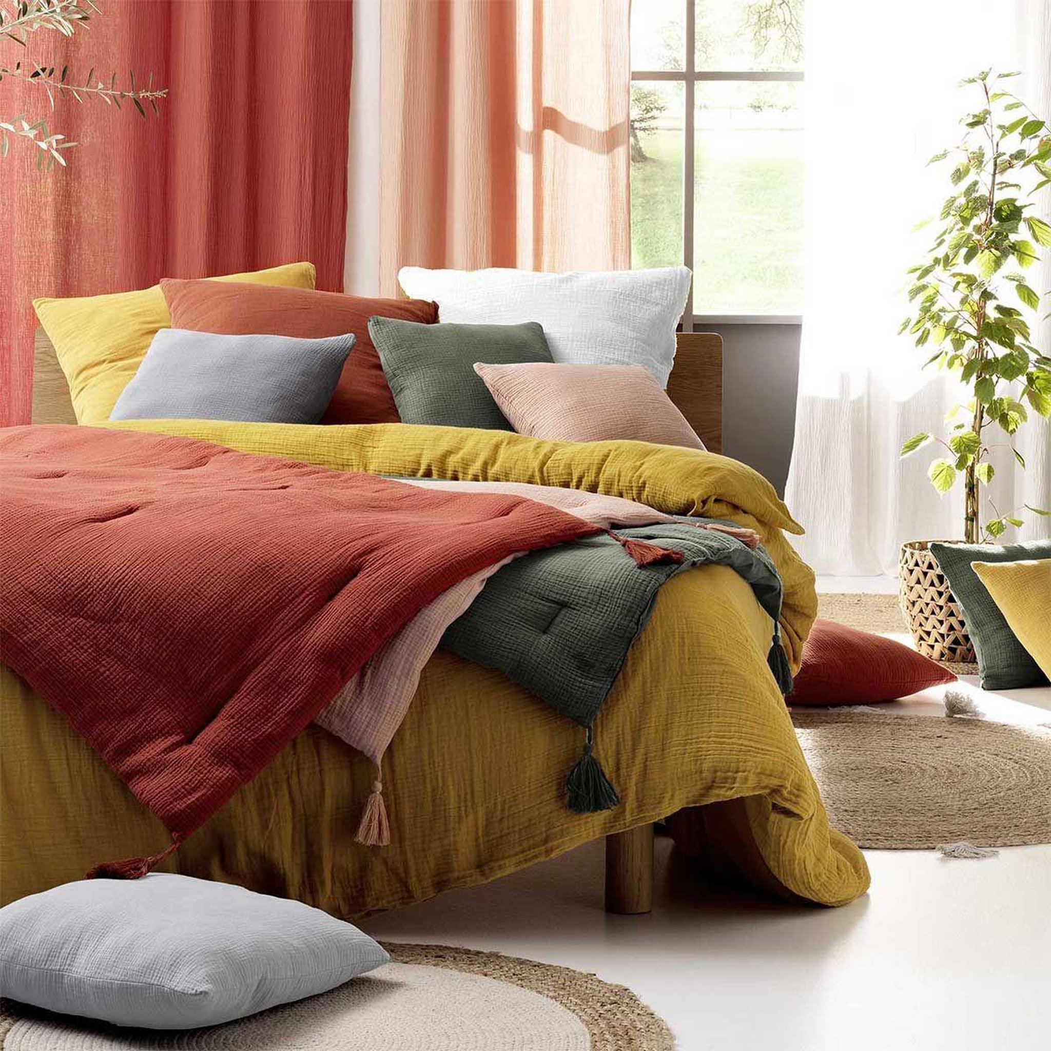 Voir la diapositive 3 : Douceur d'Intérieur Parure de lit 3 pièces  angelia  240x220cm vert kaki