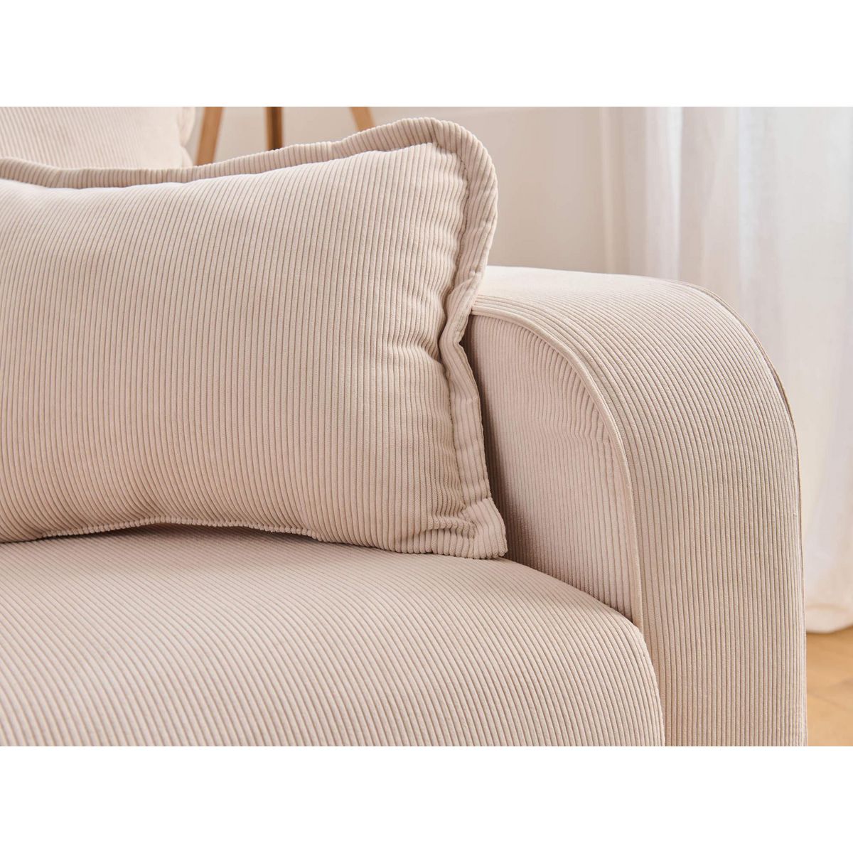 LISA DESIGN Albane - canapé 3 places - en velours côtelé