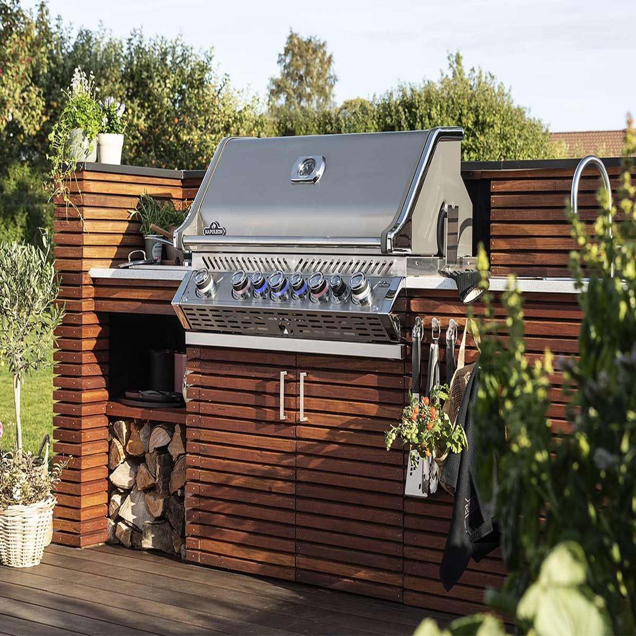 Voir la diapositive 4 : NAPOLEON Barbecue à gaz encastrable prestige pro 665 avec rôtissoire - napoleon
