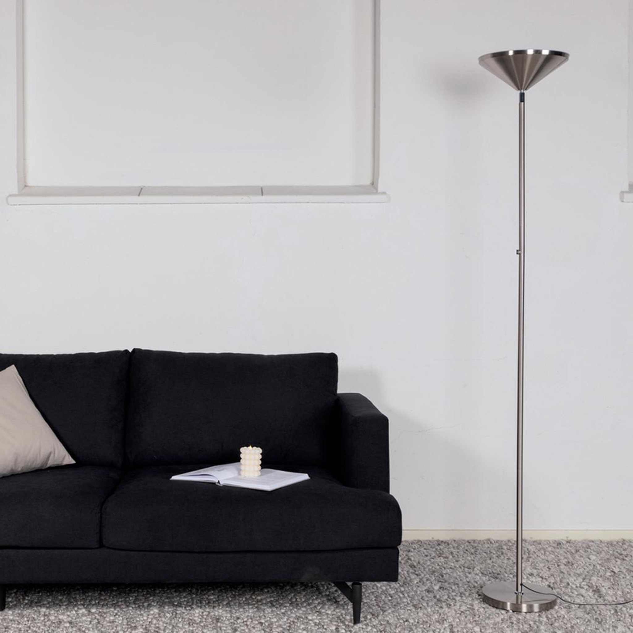 Voir la diapositive 4 : Paris Prix Lampadaire en métal  corong  180cm argent