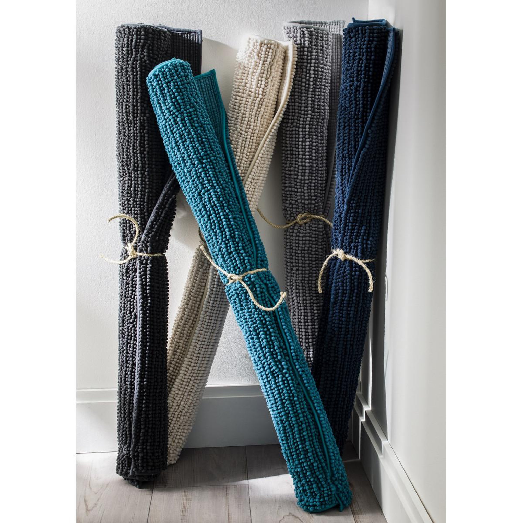 Voir la diapositive 3 : GUY LEVASSEUR Tapis de bain chenille 60x180 en polyester uni 60x120cm