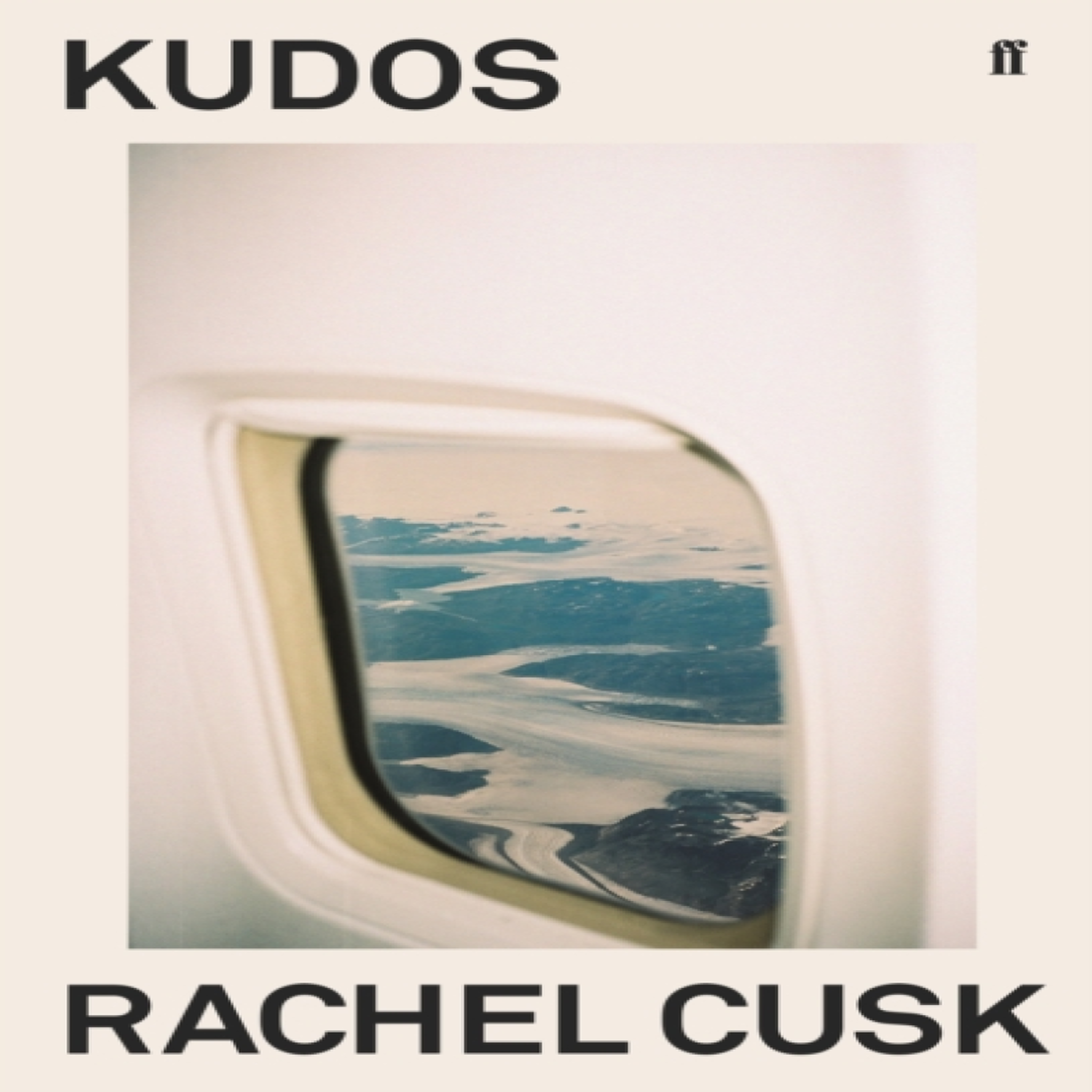 LIVRES Kudos : 'Reaches a kind of formal perfection.' Sally Rooney