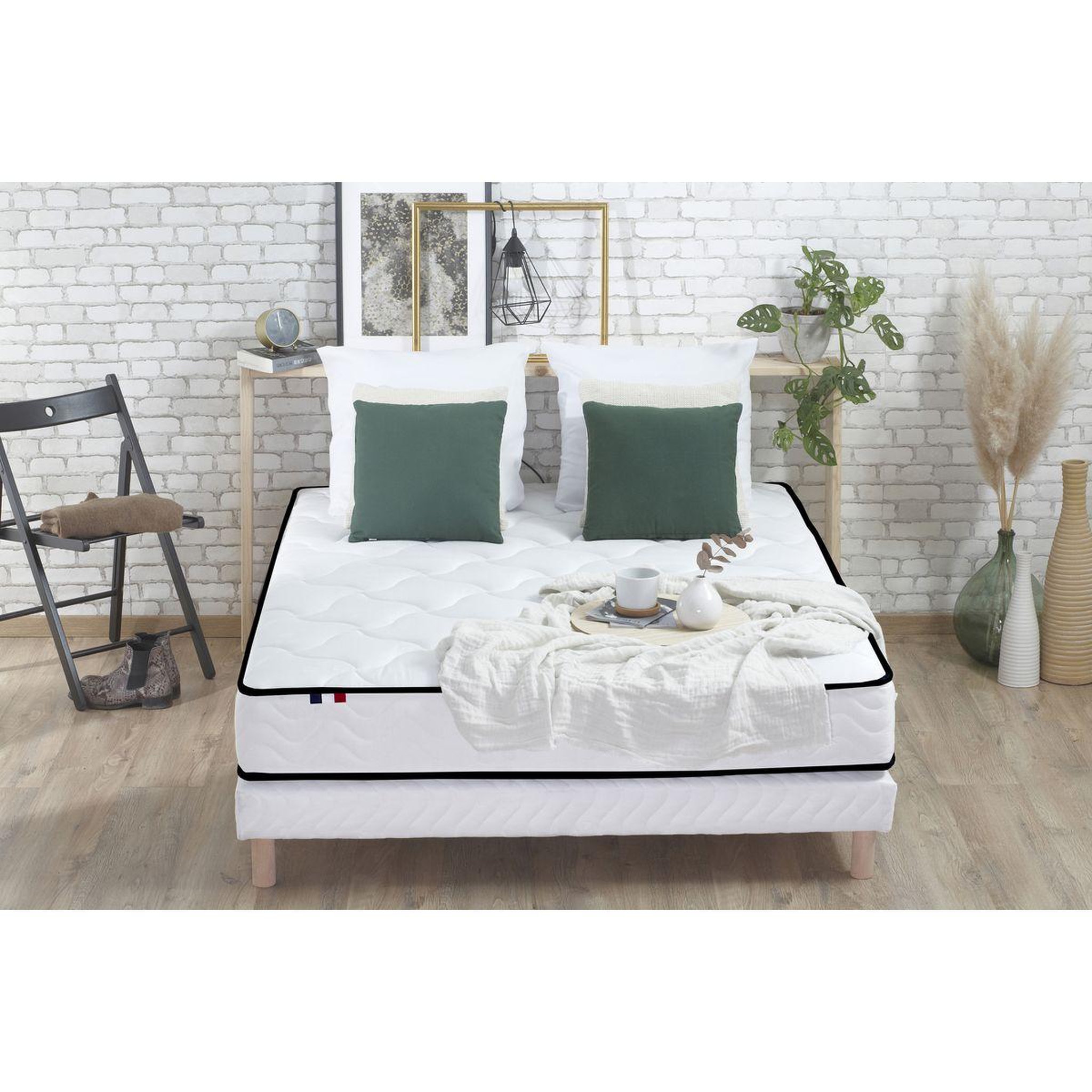 Matelas ressorts ensachés accueil mémoire de forme 140x190 cm ELOISE