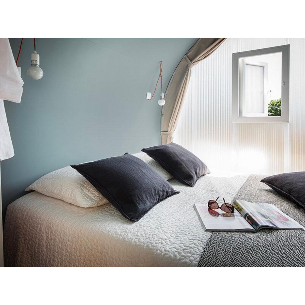 Smartbox 2 jours insolites en famille en coco sweet dans un camping 4* près des Sables-d'Olonne avec minigolf - Coffret Cadeau Séjour