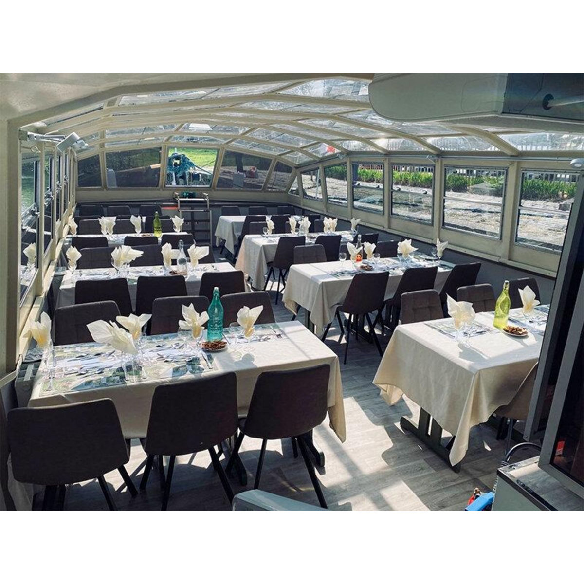 Smartbox Croisière fluviale : 2h30 de traversée avec déjeuner gastronomique sur la Somme - Coffret Cadeau Gastronomie