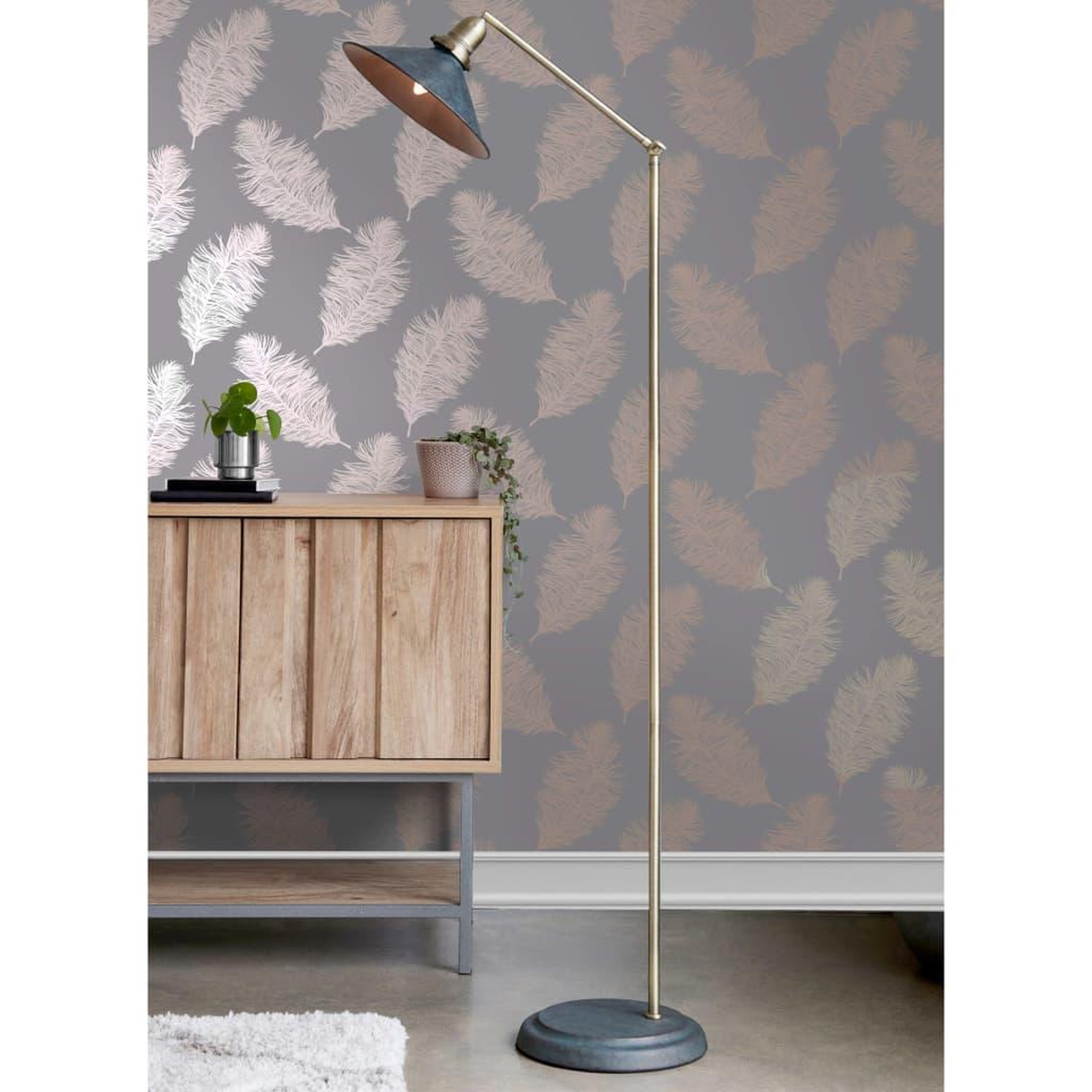 Voir la diapositive 5 : DUTCH WALLCOVERINGS DUTCH WALLCOVERINGS Papier peint Fawning Feather Gris et dore rose