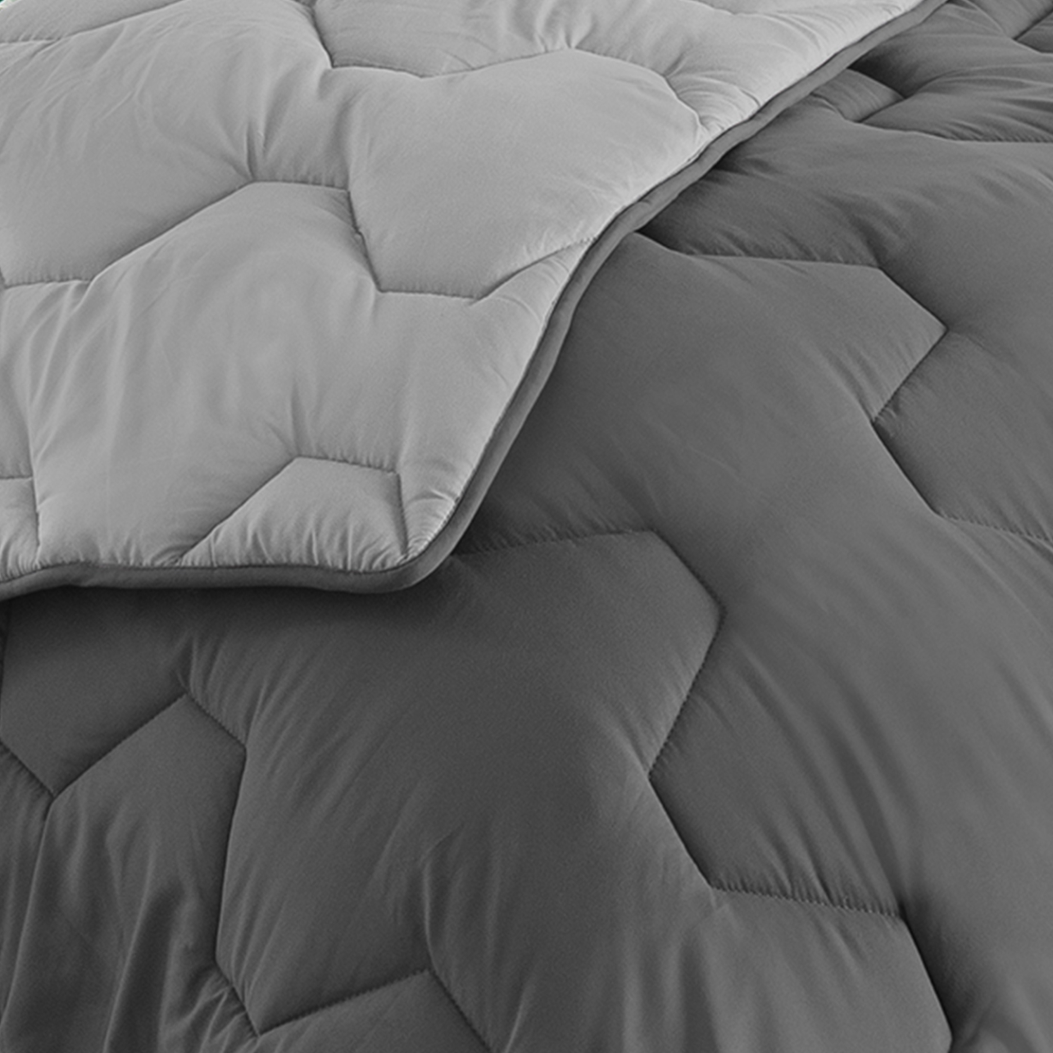 Voir la diapositive 3 : ID MARKET Couette 220x240 cm abby bicolore gris clair et gris 300 gr + 2 oreillers