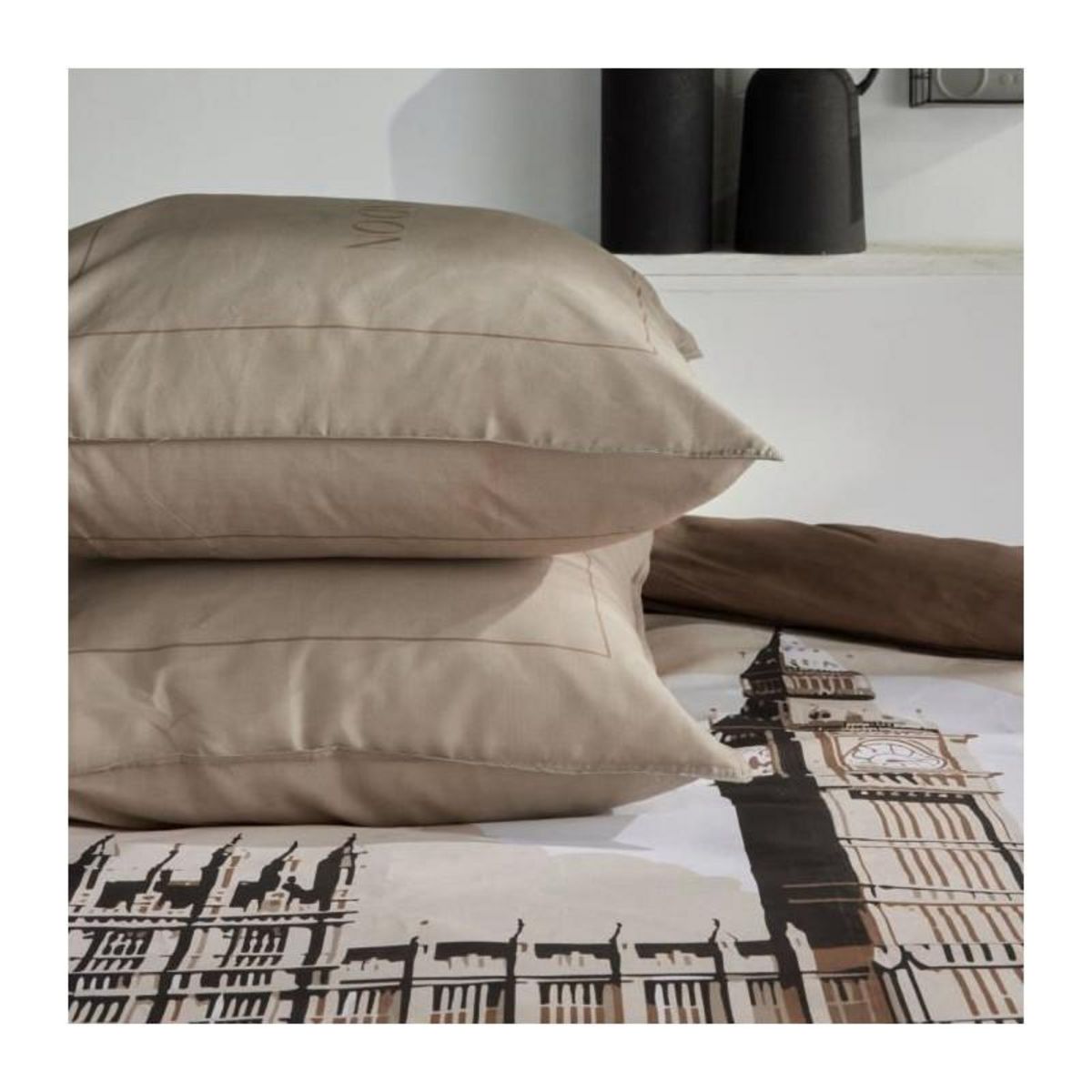Today Parure de lit - TODAY - JAVA - 2 personnes - 240x220 cm - Coton - Imprimé London - Beige