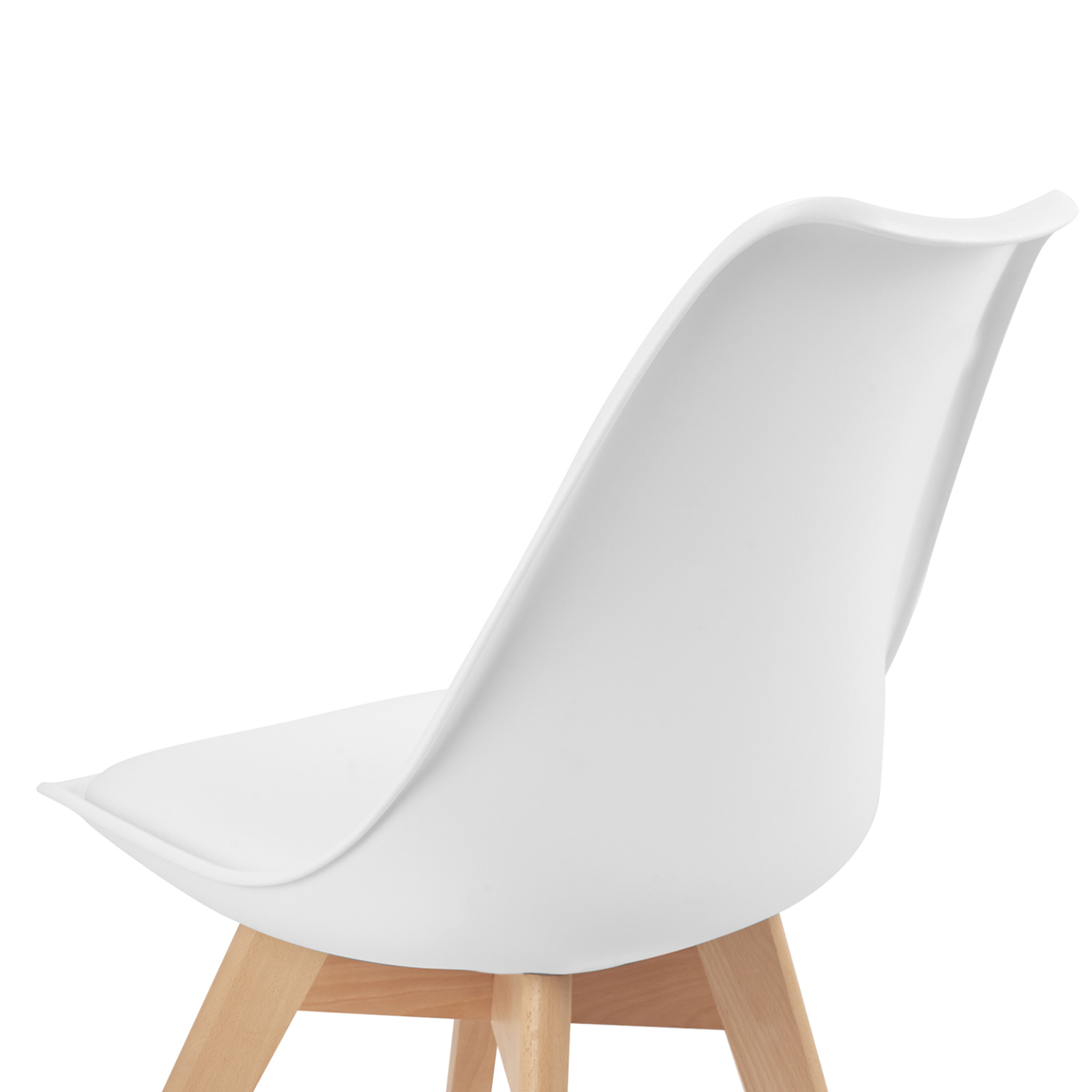 Voir la diapositive 6 : ID MARKET Lot de 6 chaises scandinaves sara blanc x2, gris clair x2 et patchworks multi-couleurs