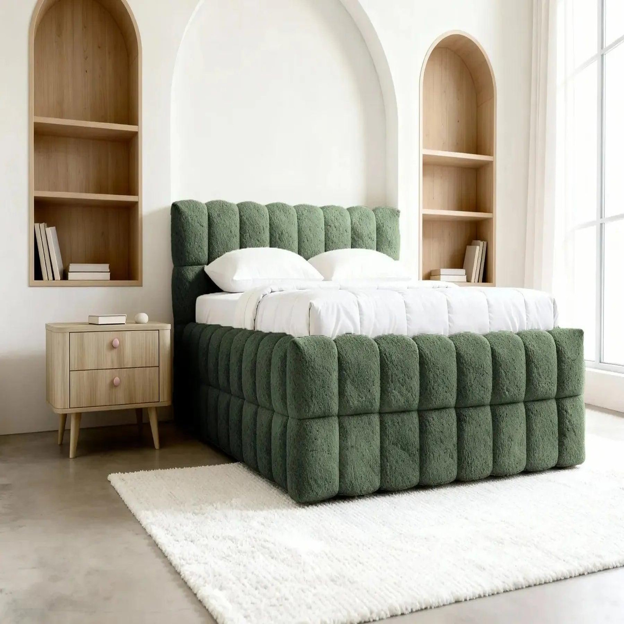 Voir la diapositive 6 : CASANOVA PARIS Voltaire - lit coffre tissu bouclette vert