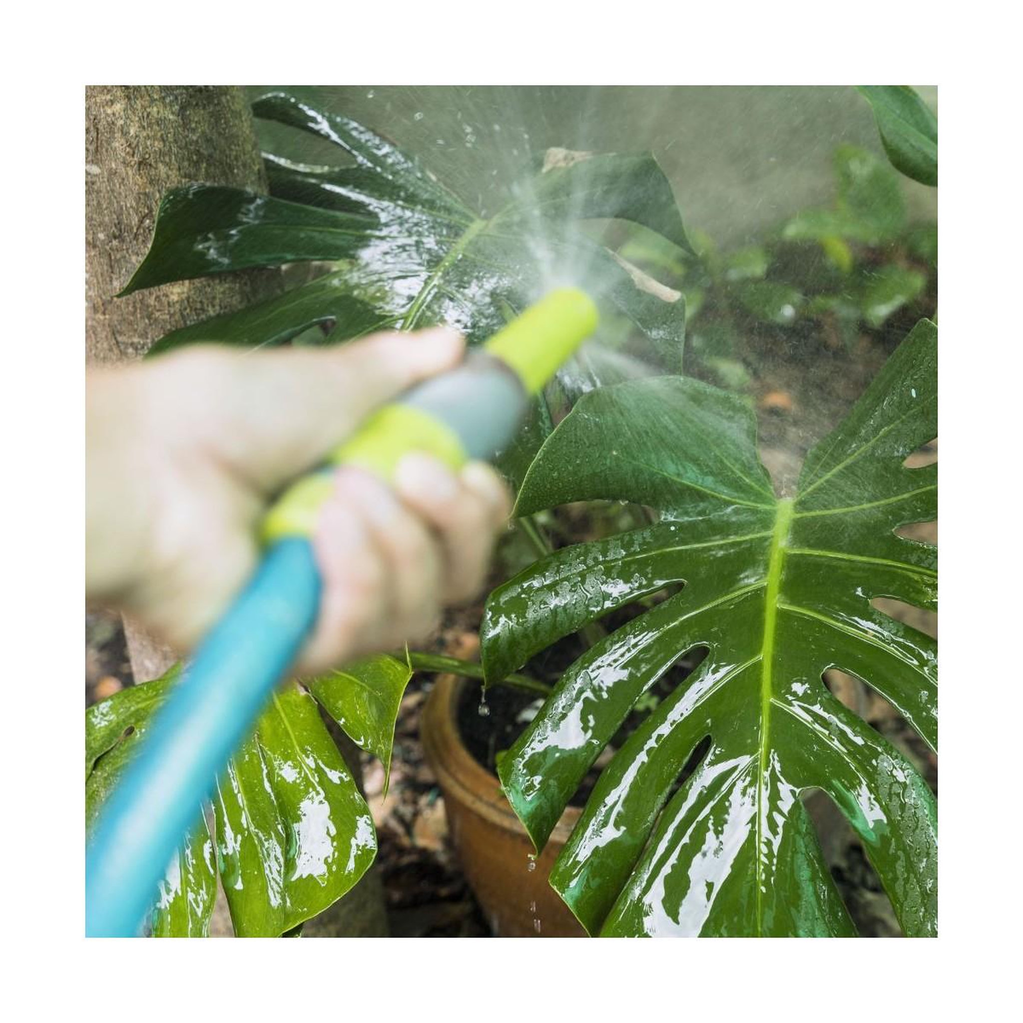 Voir la diapositive 4 : VITO Garden Tuyau d'arrosage 15mm 10 m kit pvc lance multi jet + 2 raccords + nez de robinet vito
