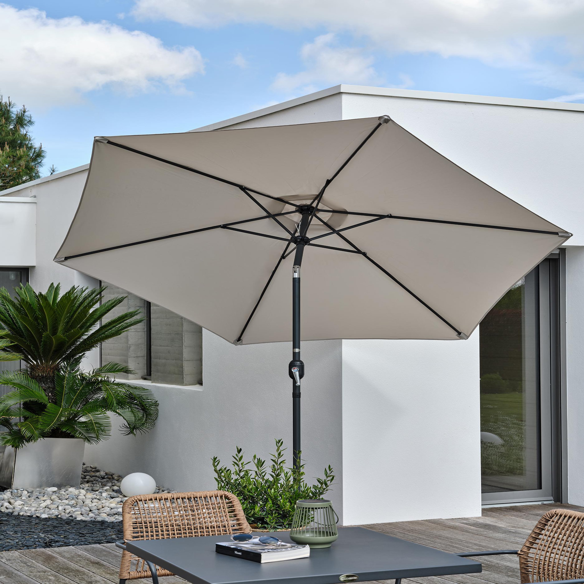 Voir la diapositive 3 : DCB GARDEN Parasol à manivelle en aluminium  et toile