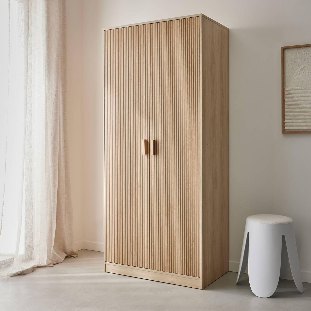 SWEEEK Dressing. armoire. 2 portes avec penderie et rangements LINEAR. panneaux stratifiés et pied en bois de sapin L 80 x P 48 x H 180cm