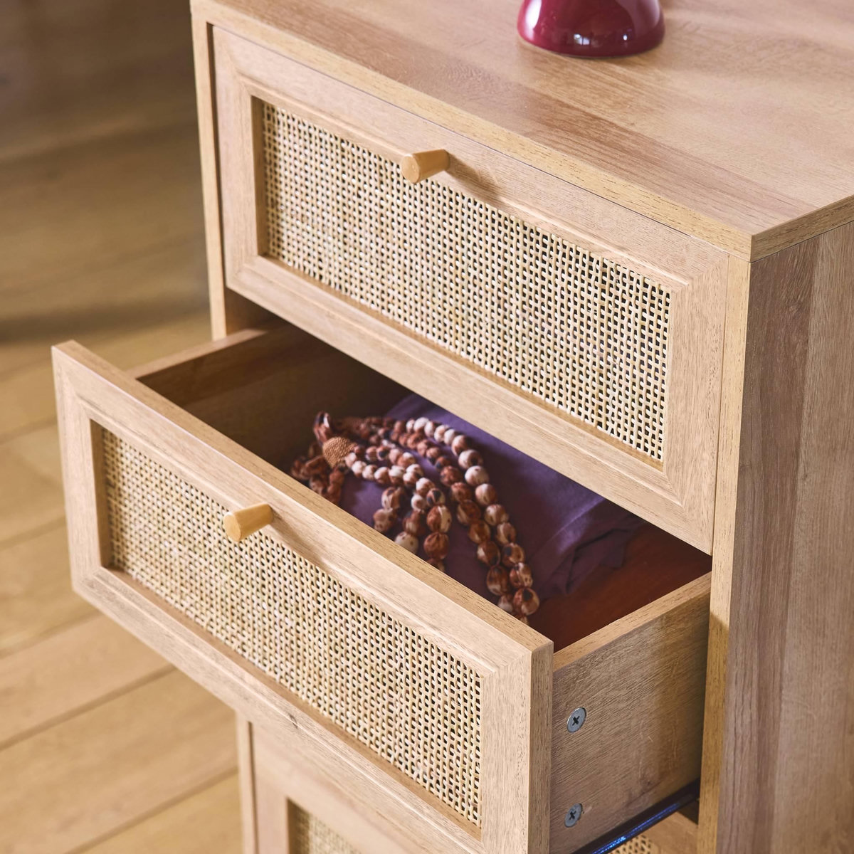 SWEEEK Commode chiffonnier 4 tiroirs décor bois et cannage