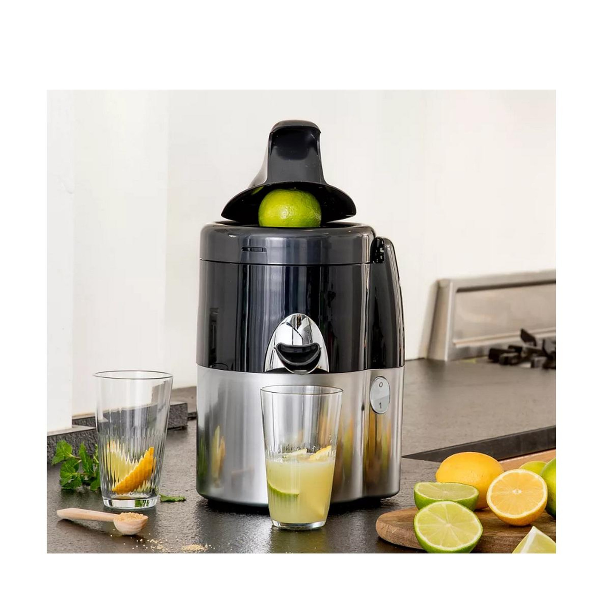 Voir la diapositive 4 : MAGIMIX Centrifugeuse 400w noir - 18081F