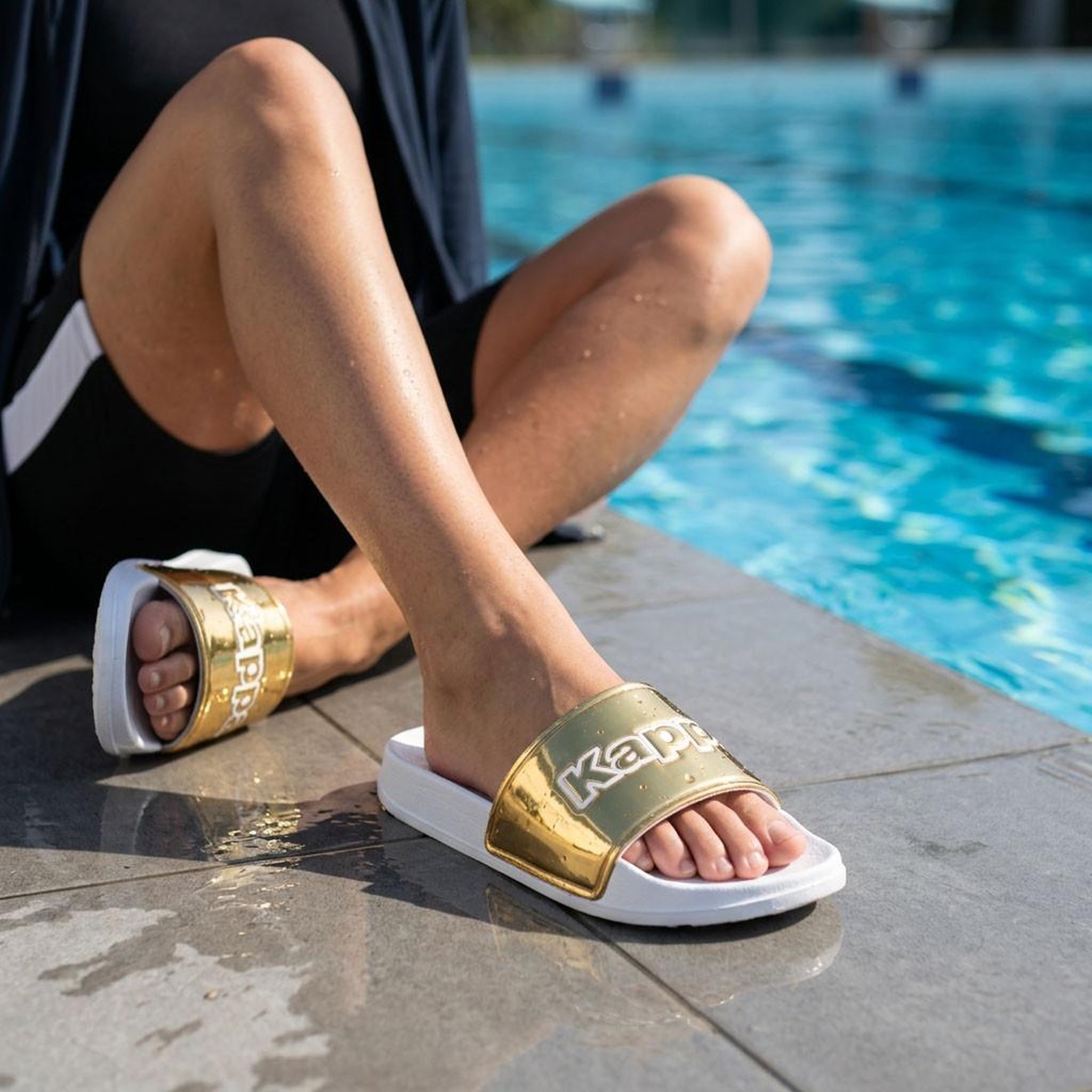 Voir la diapositive 2 : KAPPA KAPPA Claquette Femme Piscine Glitter Glossy Léopard