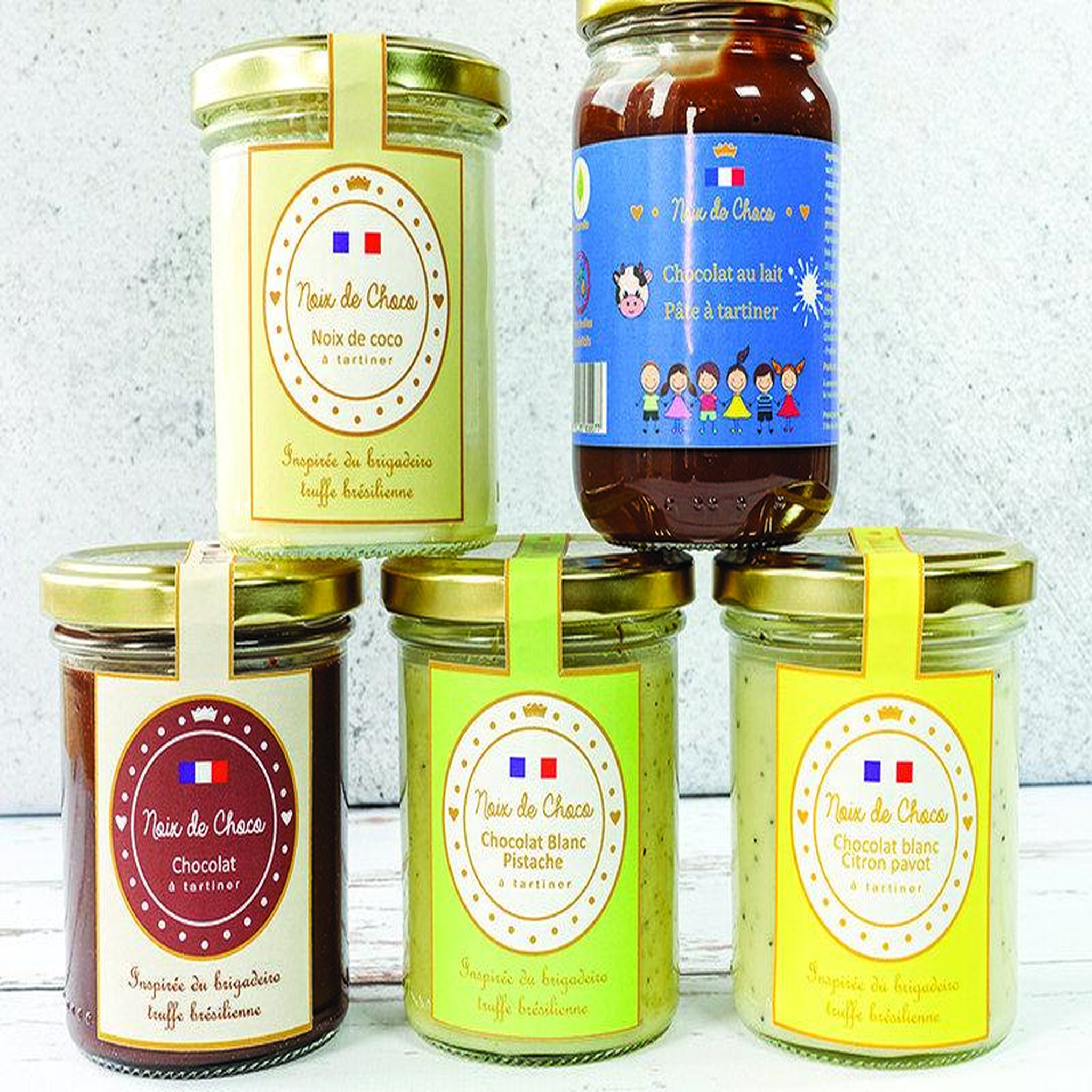 Voir la diapositive 2 : Smartbox Assortiment de chocolats à savourer à domicile - coffret cadeau gastronomie