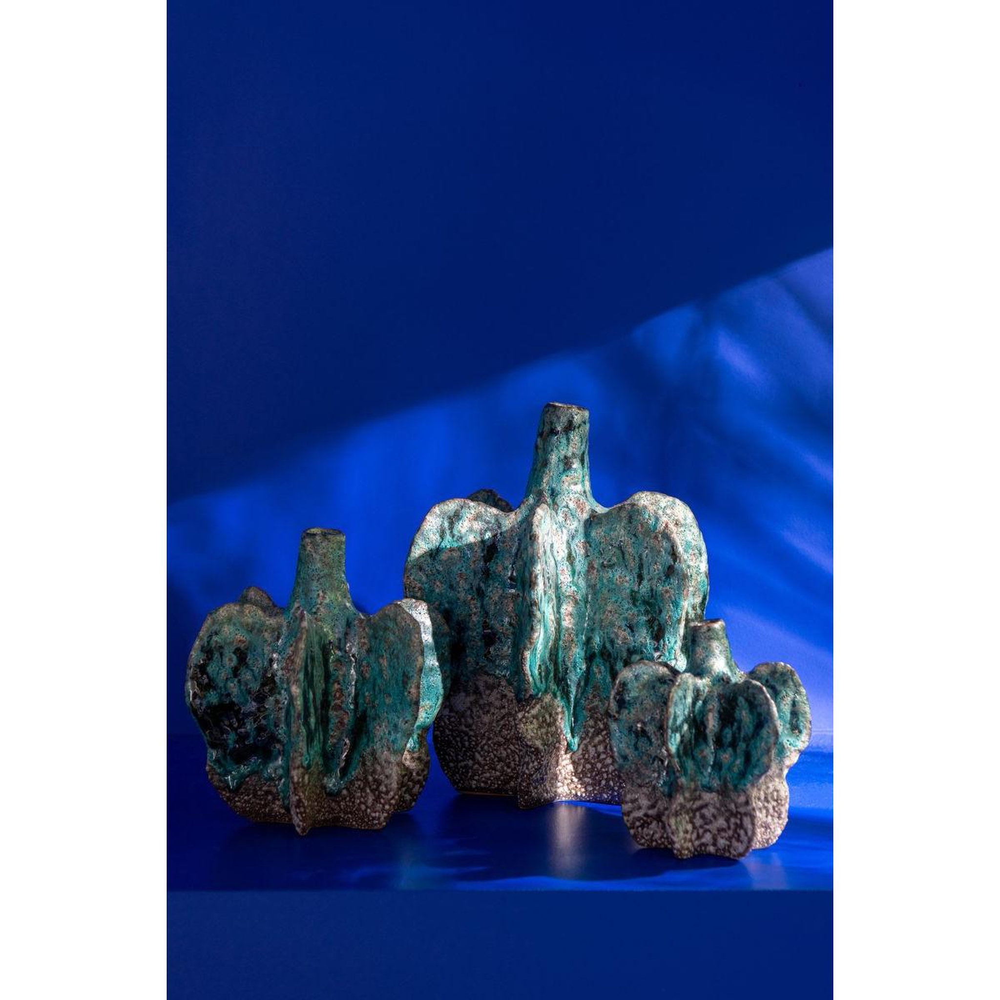 Voir la diapositive 5 : J-LINE Vase déco en céramique  naga  15cm bleu azur