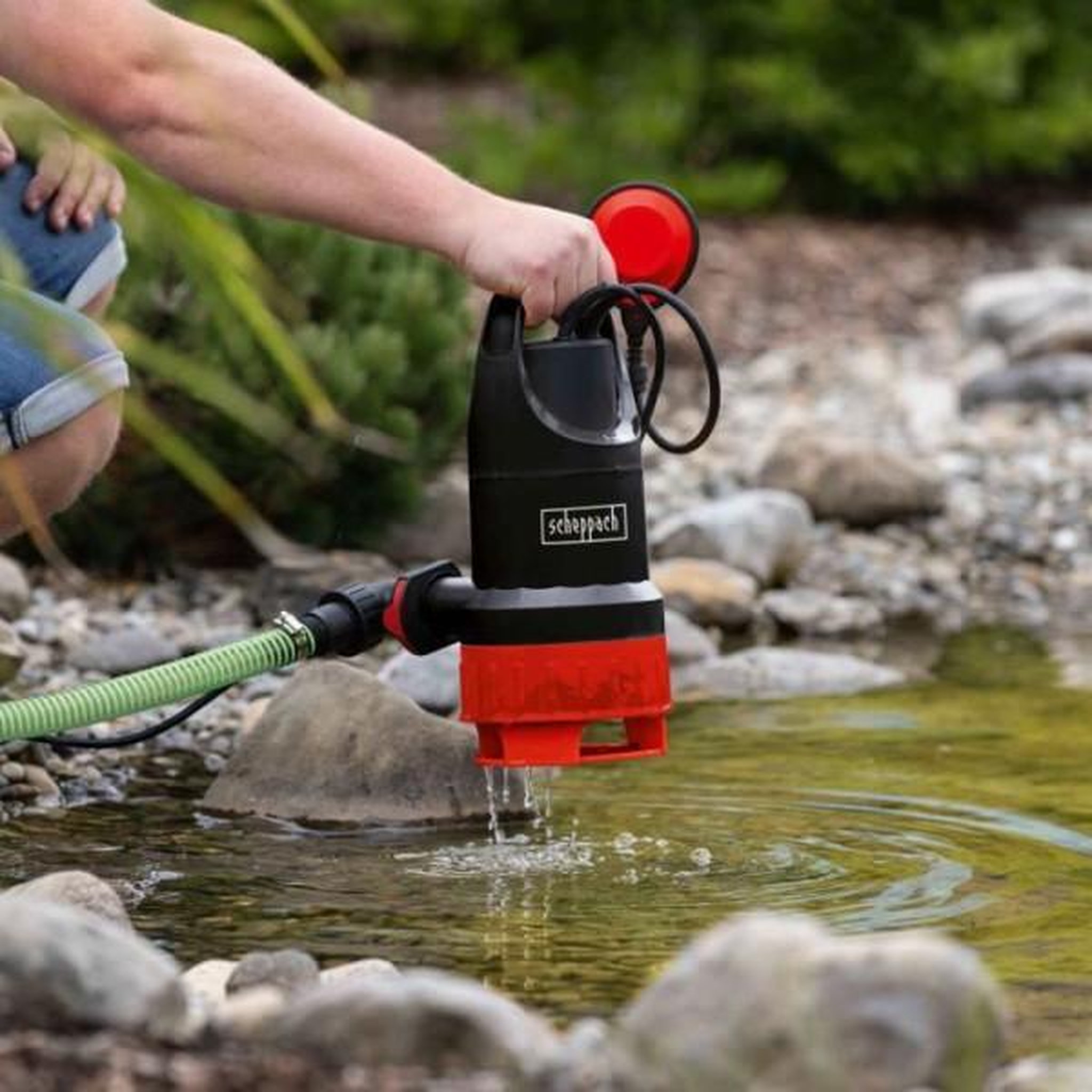 Voir la diapositive 4 : SCHEPPACH Pompe combinée pour eaux usées - Scheppach - DWP750 - 20000 L/h - 750 W