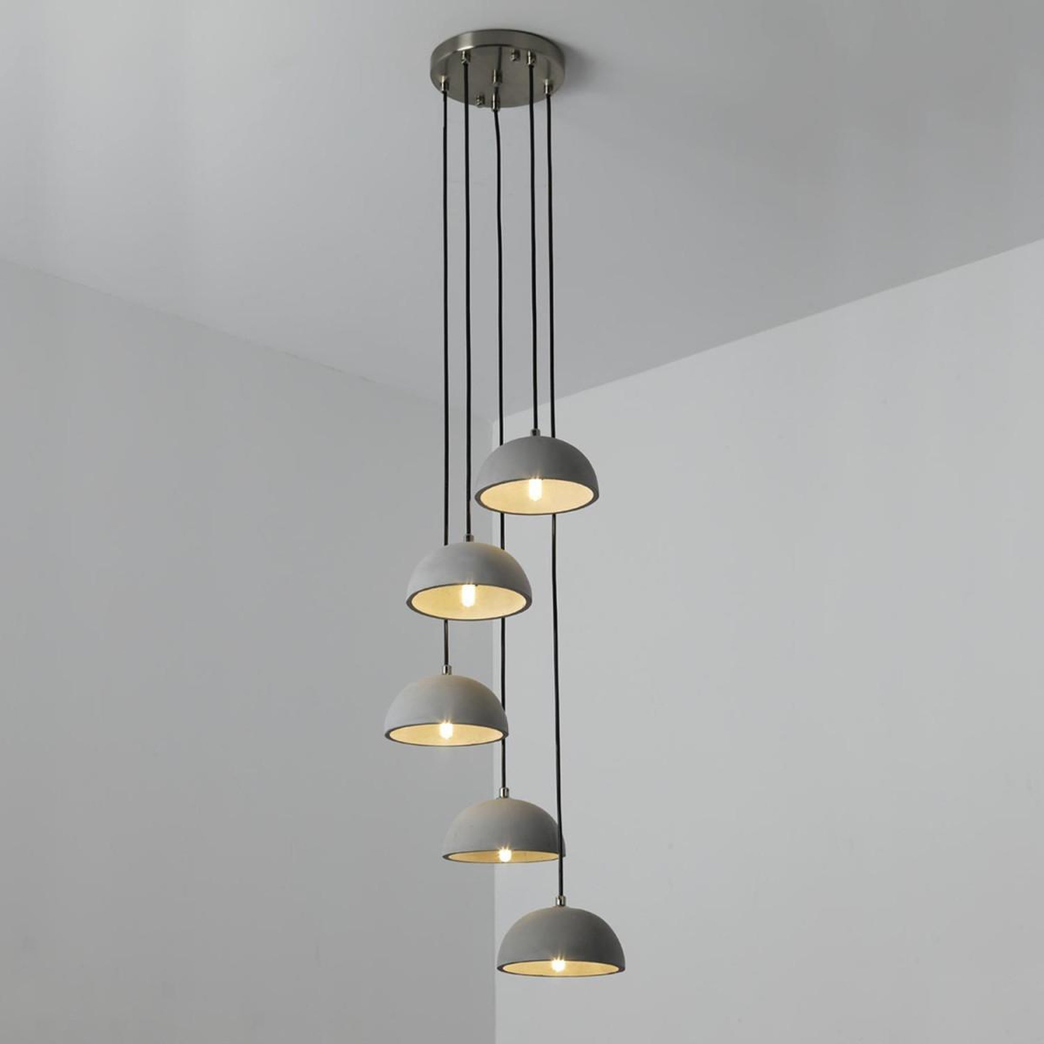 Voir la diapositive 3 : Paris Prix Suspension Design Béton  Toma  128cm Gris