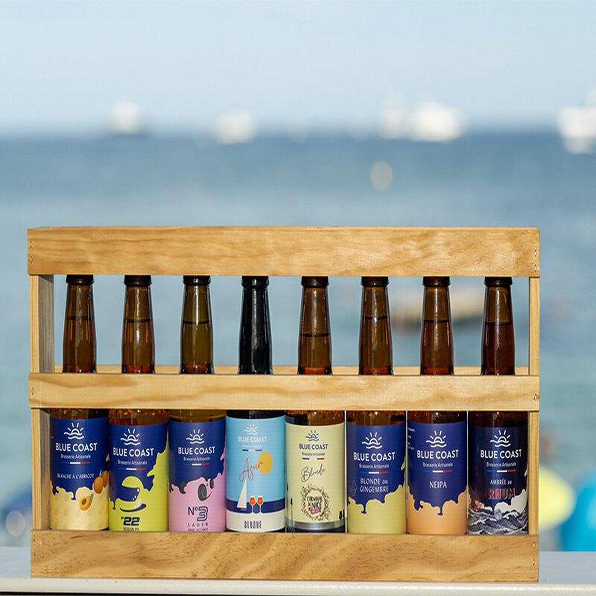 Voir la diapositive 3 : Smartbox Coffret 18 bières artisanales brassées à nice - coffret cadeau gastronomie