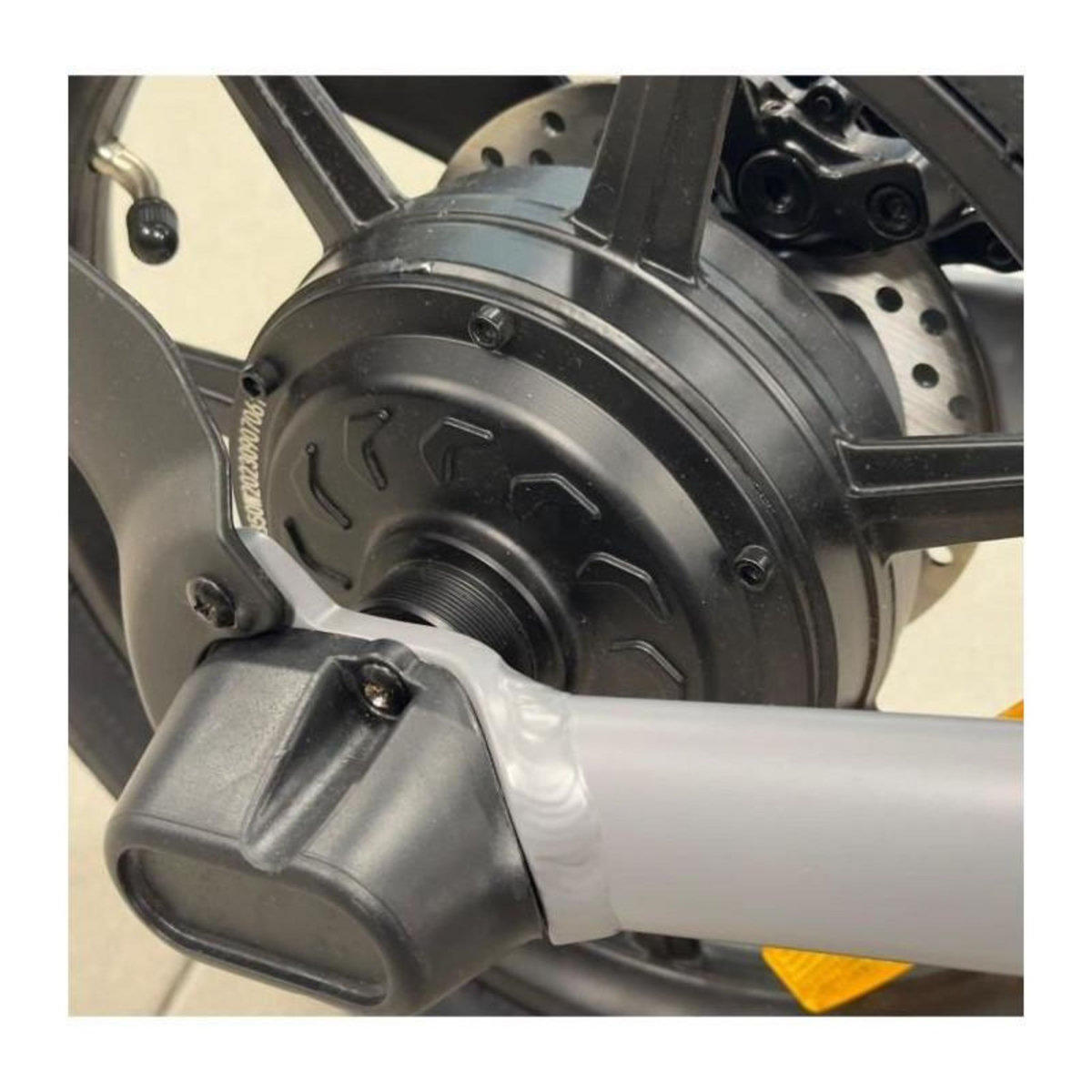 YEEP.ME Draisienne électrique - YEEP.ME - eFourteen - 14 - 350W - 7,8Ah - 25km - Connectée - Garantie 5 ans