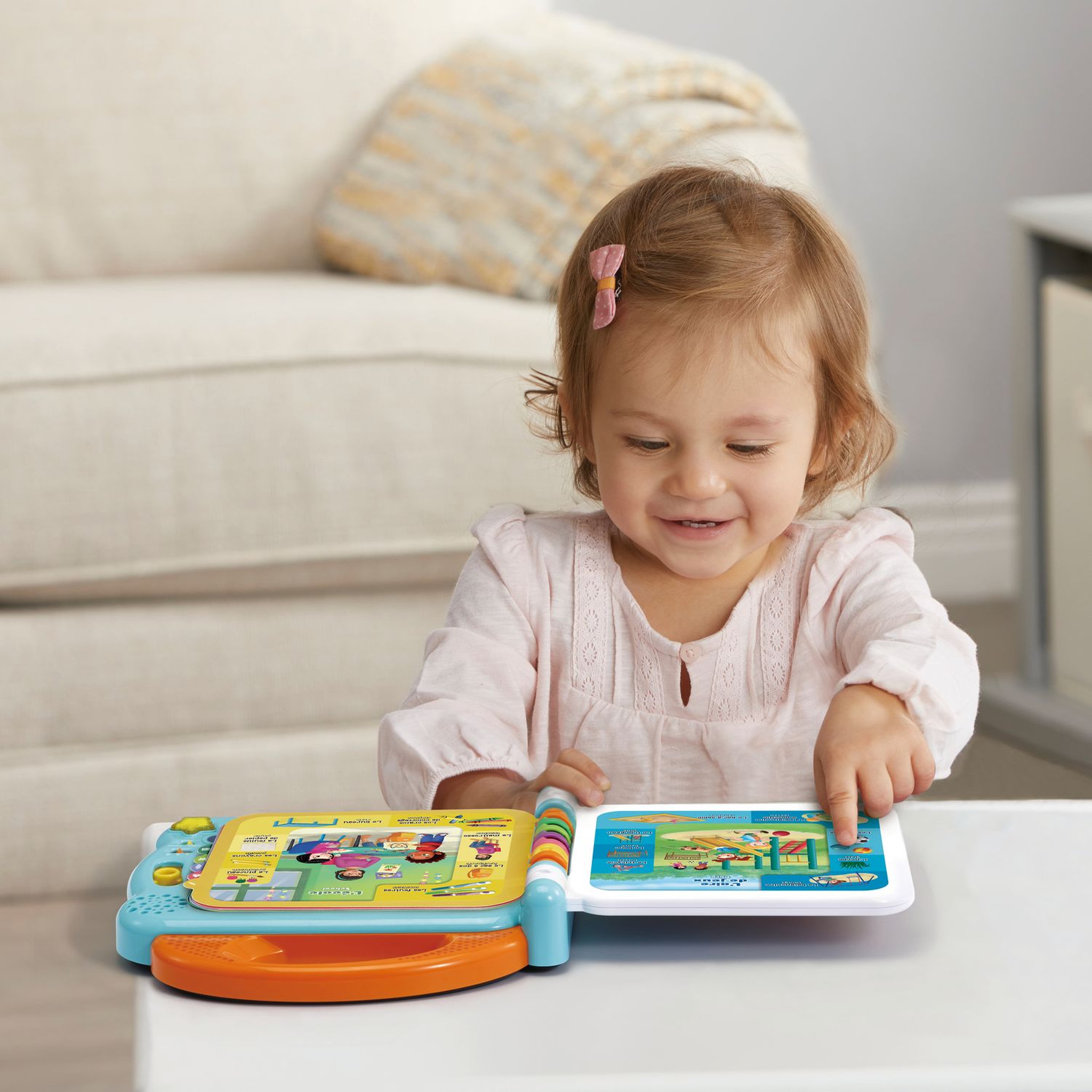 Voir la diapositive 3 : VTECH Mon imagier bilingue - mes endroits préférés 