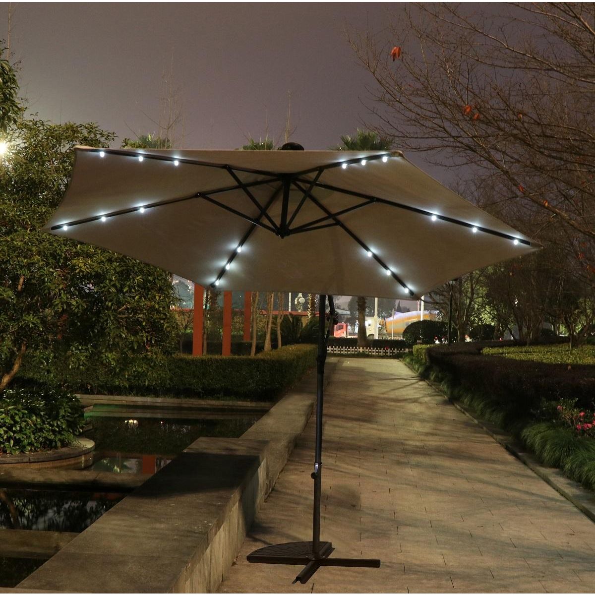 Parasol déporté à LED diam 3m gris clair UMBERTO