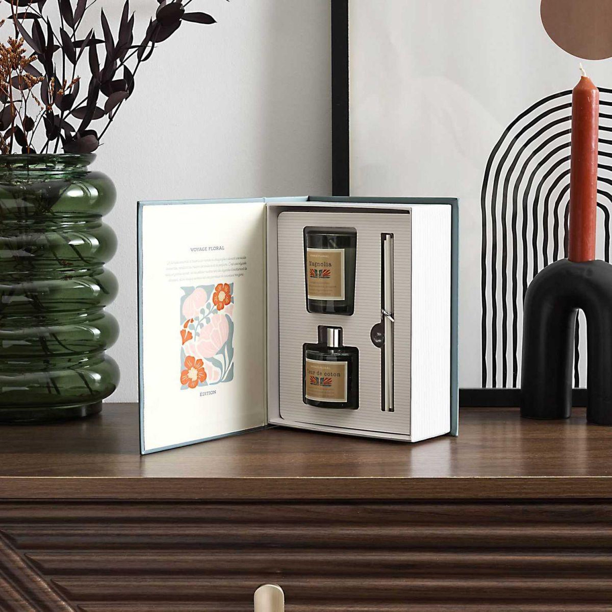 Voir la diapositive 2 : The Home Deco Factory Coffret Senteur Parfumée   Flower  18cm Magnolia