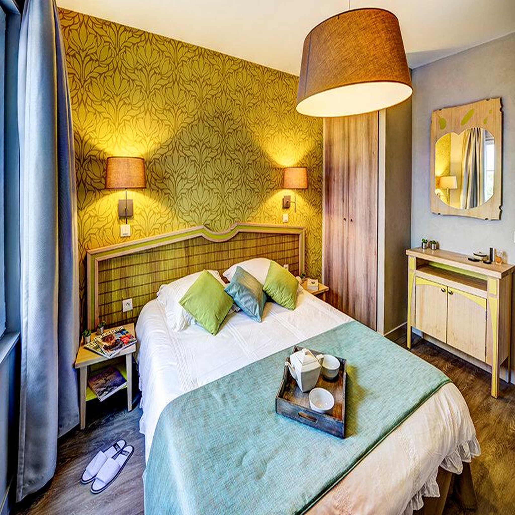 Voir la diapositive 2 : Smartbox Escapade détente : 3 jours en appartement avec bain hydromassant et spa près d'alençon - coffret cadeau séjour