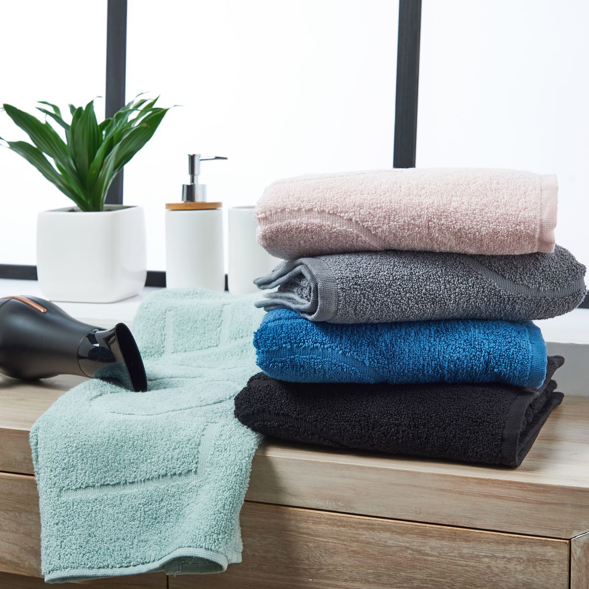 ACTUEL Drap de bain en coton 400gr/m2 ZERO TWIST