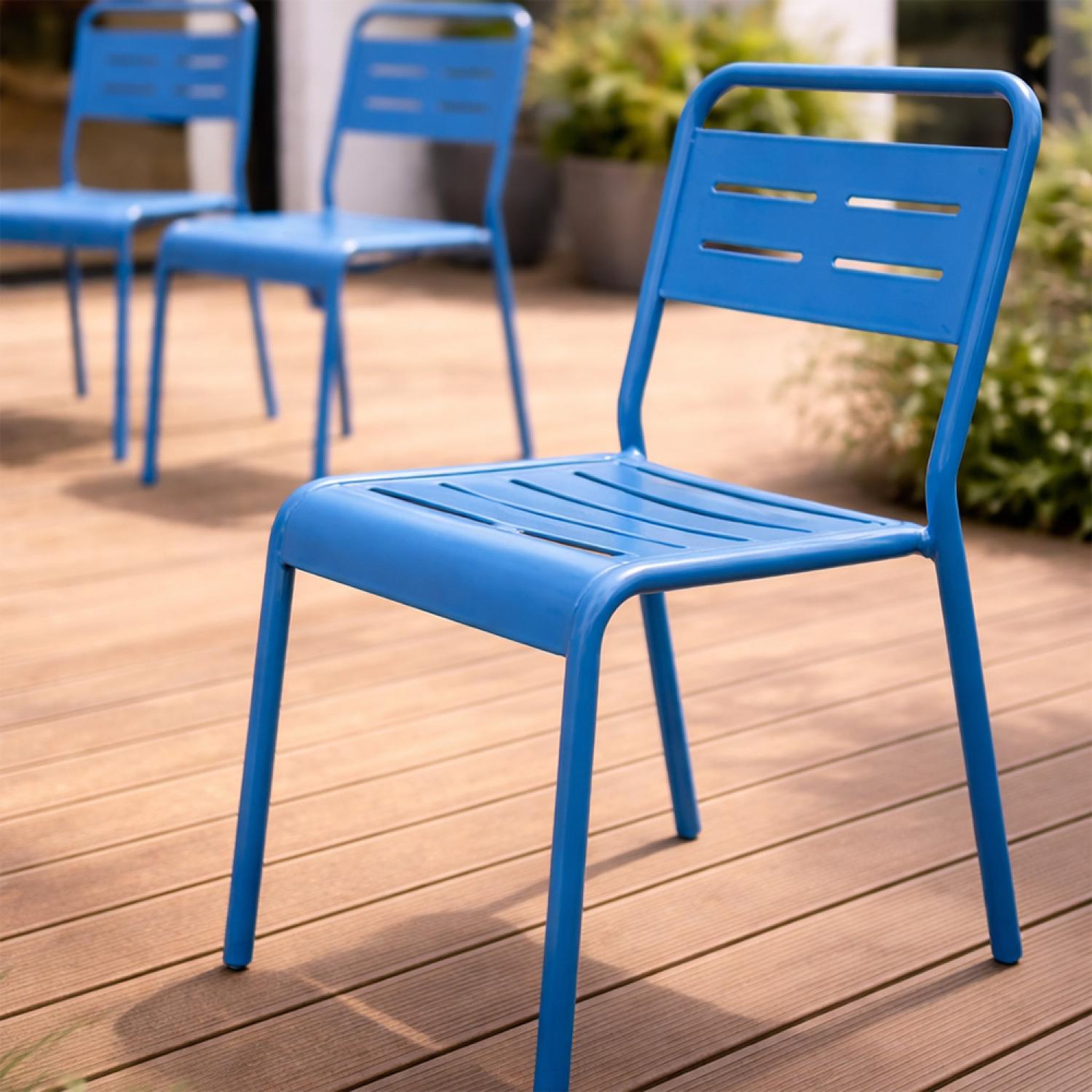 Voir la diapositive 6 : CONCEPT USINE Lot de 6 chaises de jardin empilables bleues bergame