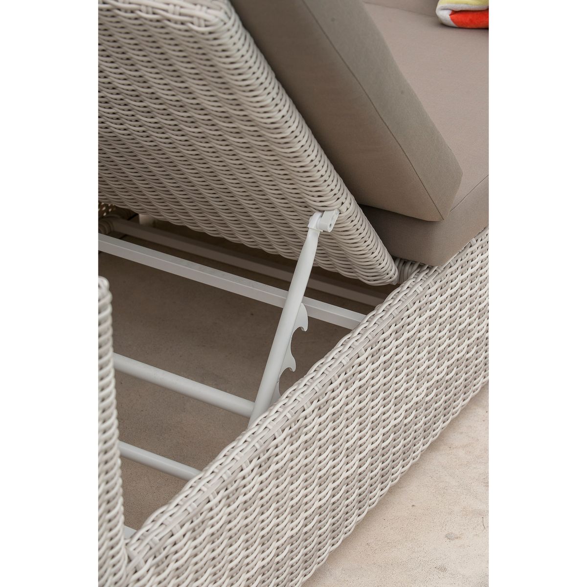 DCB GARDEN Bain de soleil canapé résine tressé ivoire SEYCHELLES 