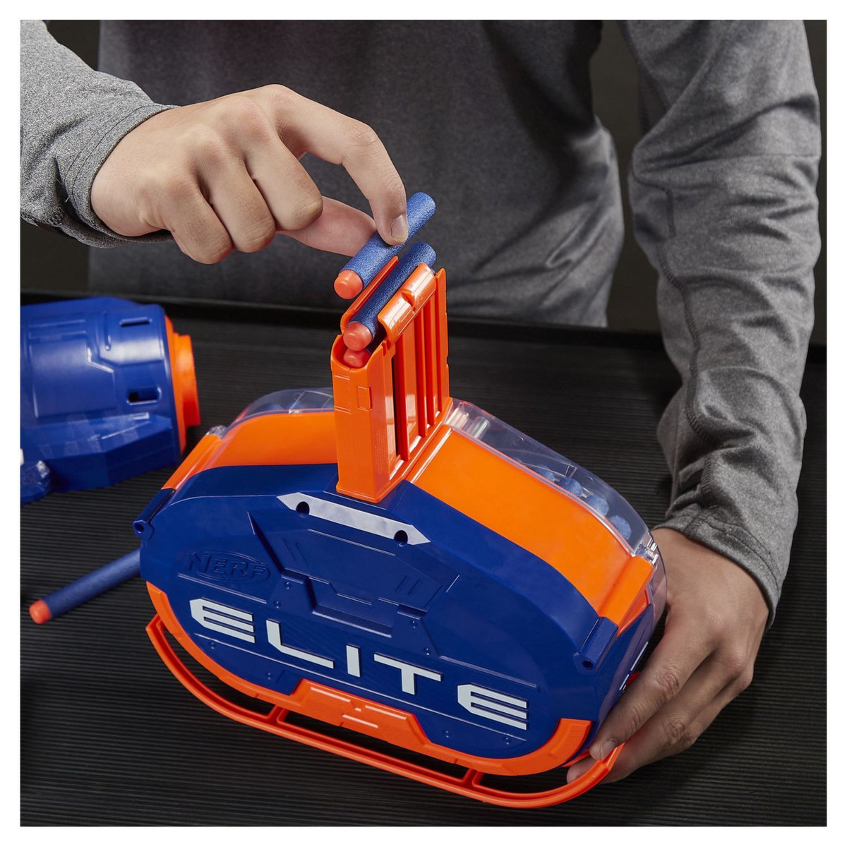 HASBRO Nerf Elite Titan et Flechettes Nerf Elite Officielles