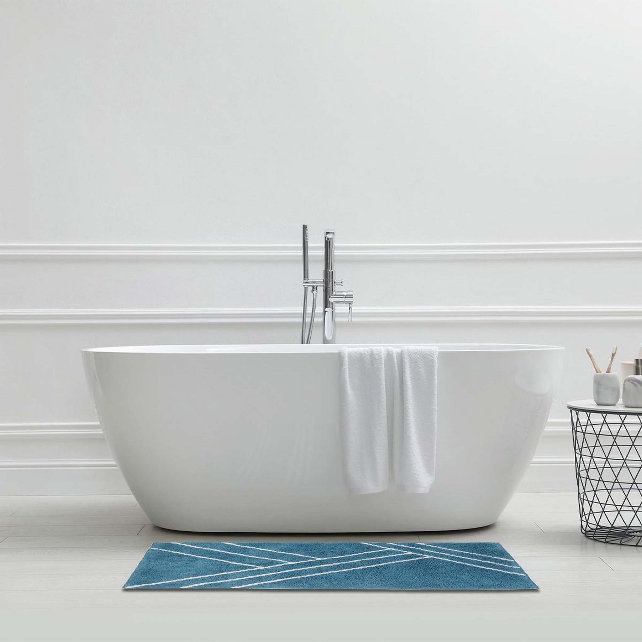 Voir la diapositive 4 : GUY LEVASSEUR Tapis de bain déco géométrique en coton 60x120cm