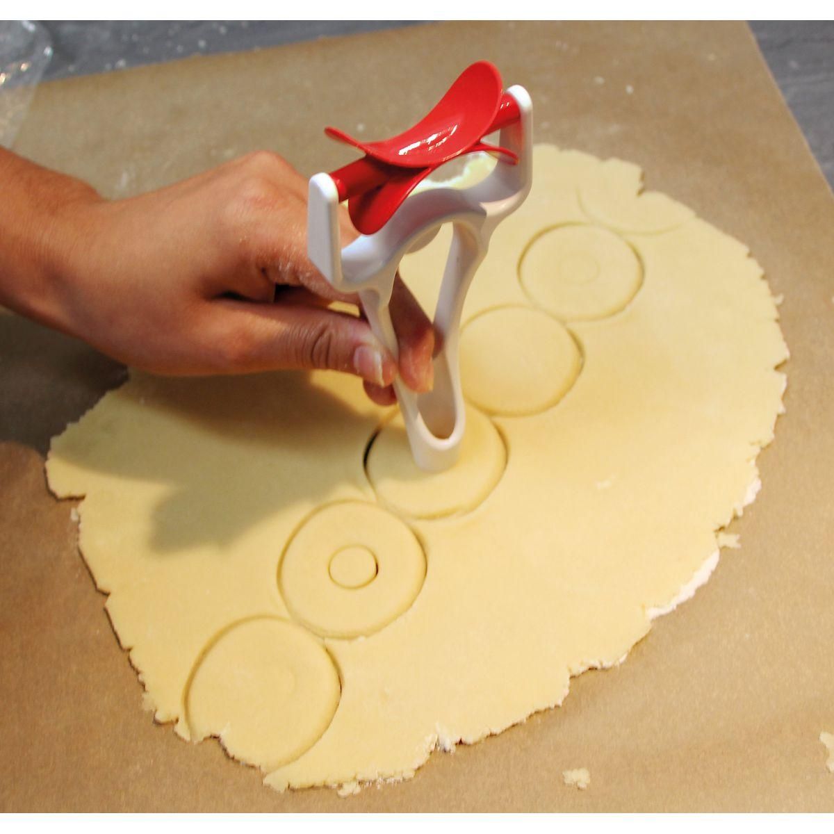 DR.OETKER Rouleau découpe pâte 14 cm Dr.Oetker Baker Edition