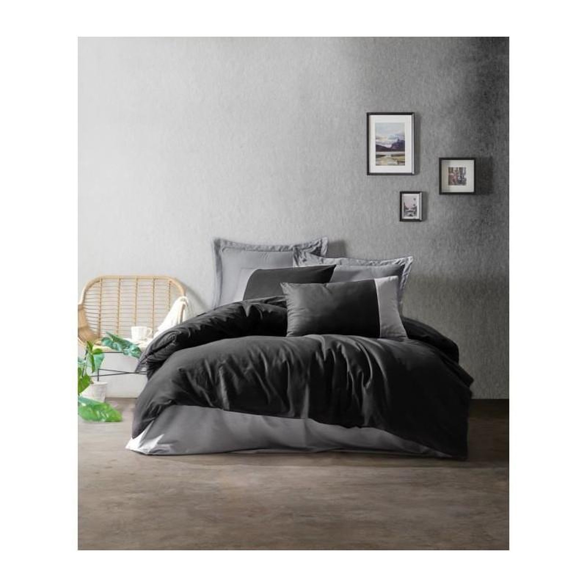 Voir la diapositive 1 : GENERIQUE Parure de lit - 129CTN62694 - 1 housse de couette 220 x 240 cm + 2 taies d'oreiller 60 x 60 cm - 100% coton ranforcé - Noir