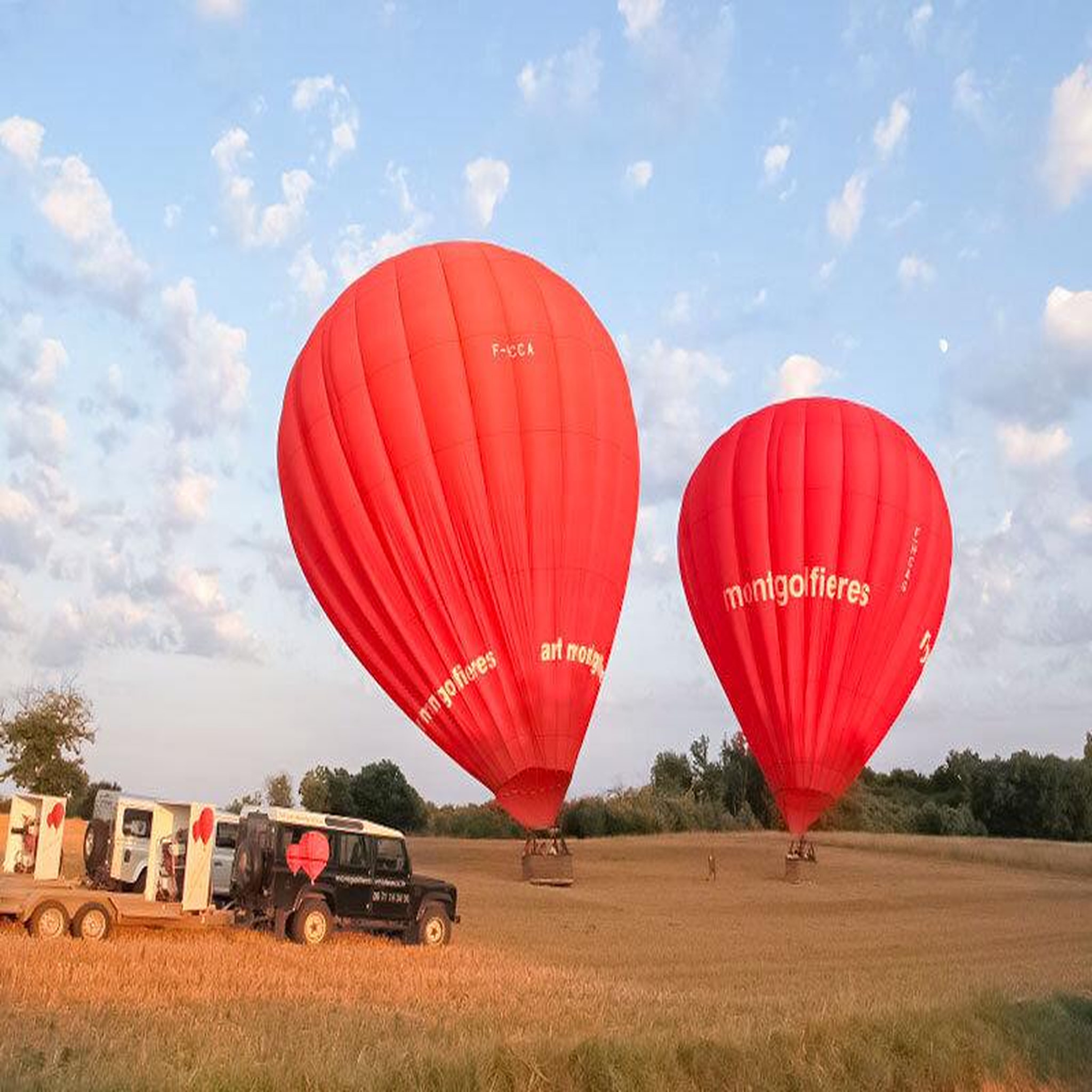 Voir la diapositive 2 : Smartbox Vol en montgolfière au-dessus du château de Chaumont-sur-Loire - Coffret Cadeau Sport & Aventure