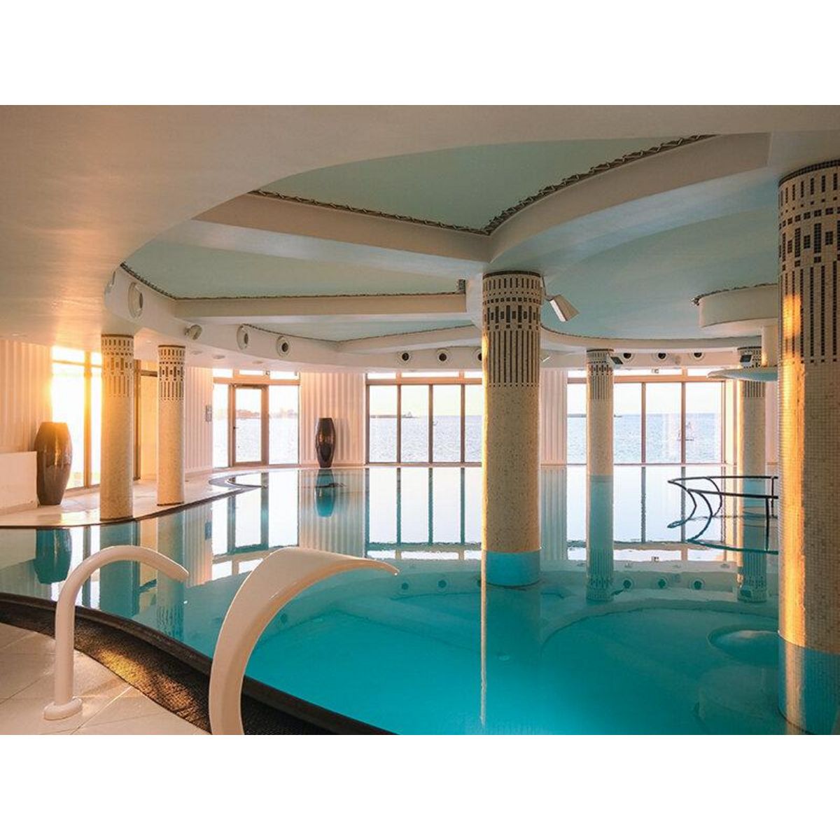 Smartbox Thalazur Saint-Jean-de-Luz 4* : 2 jours avec dîner et accès à l'Espace spa marin - Coffret Cadeau Séjour