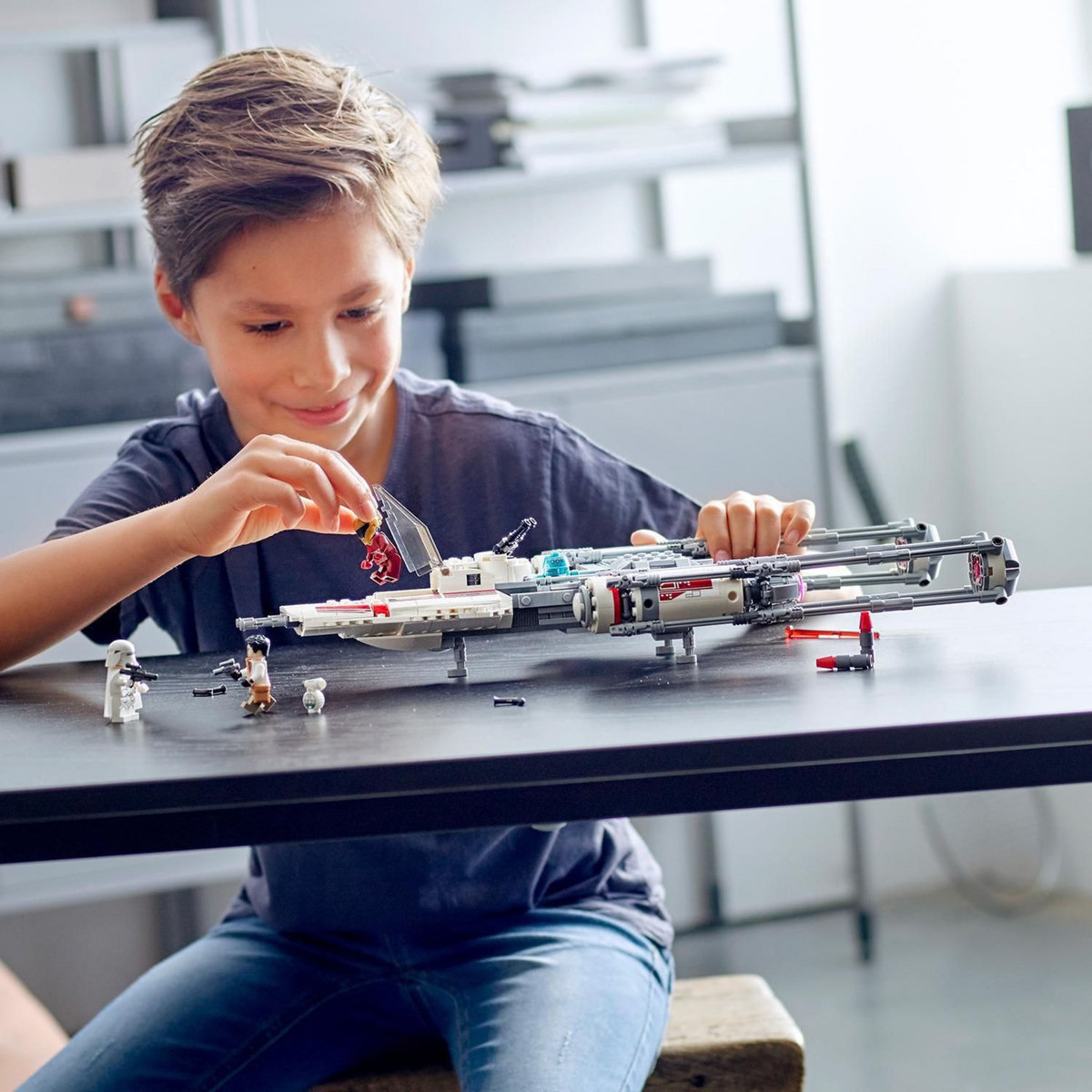 LEGO Star Wars 75249 - Y-Wing Starfighter de la Résistance