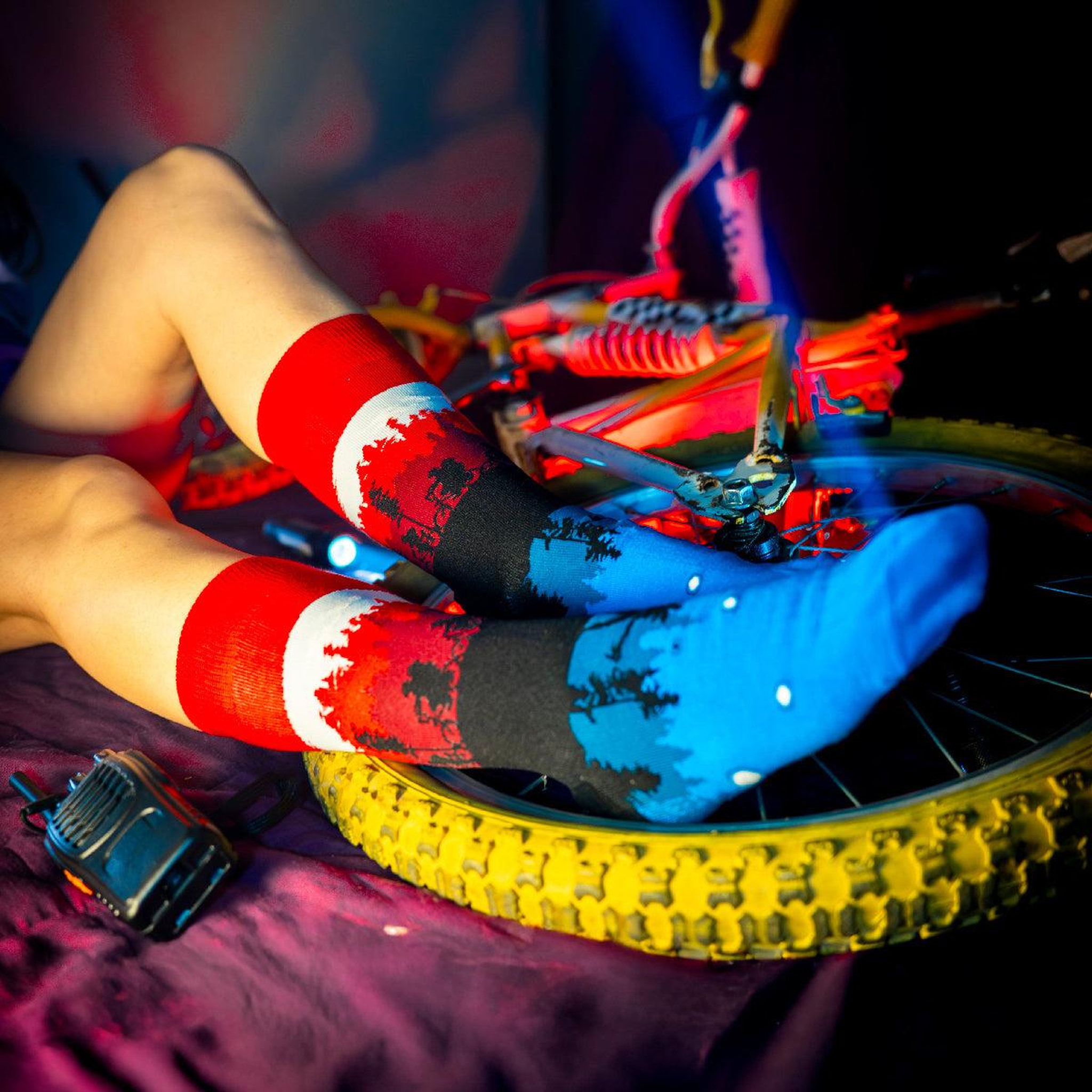 Voir la diapositive 2 : SOCK AFFAIRS Chaussettes stranger things upside down