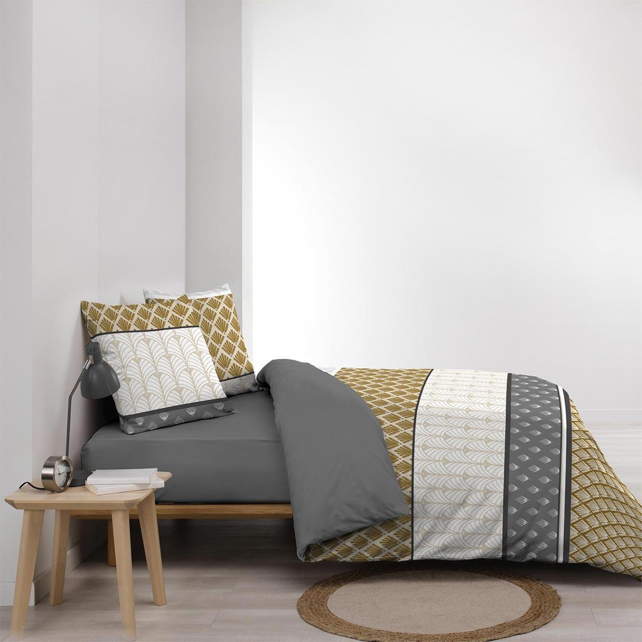 Voir la diapositive 3 : Douceur d'Intérieur Parure de lit 3 pièces  stria  240x220cm ocre