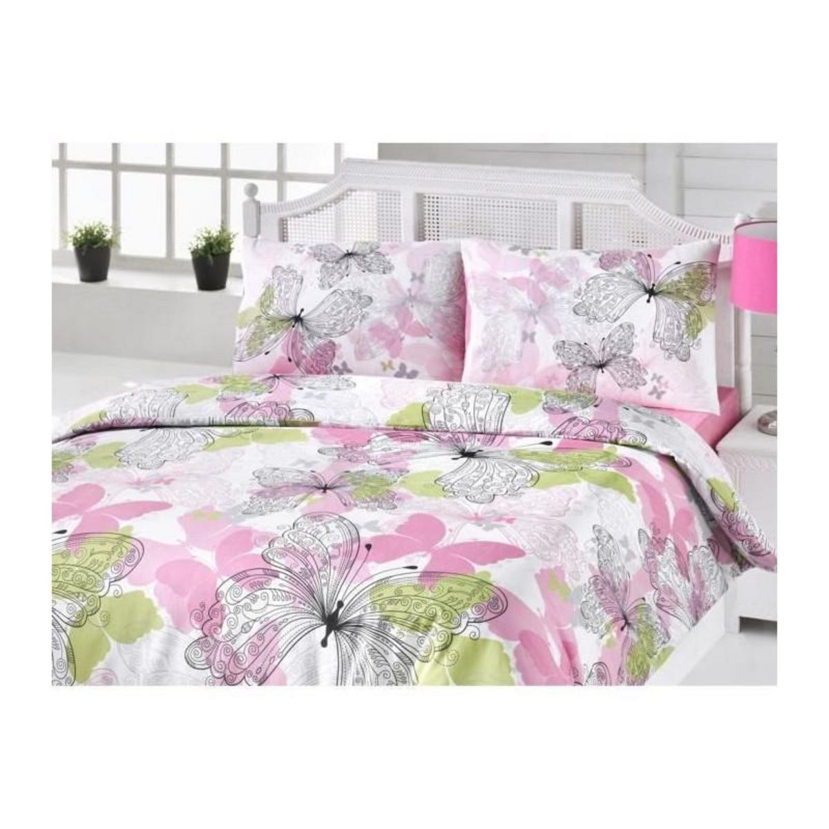 GENERIQUE Parure de lit - 1 housse de couette 220 x 240 cm + 2 taies d'oreiller 60 x 60 cm - 65% coton, 35% polyester - Rose