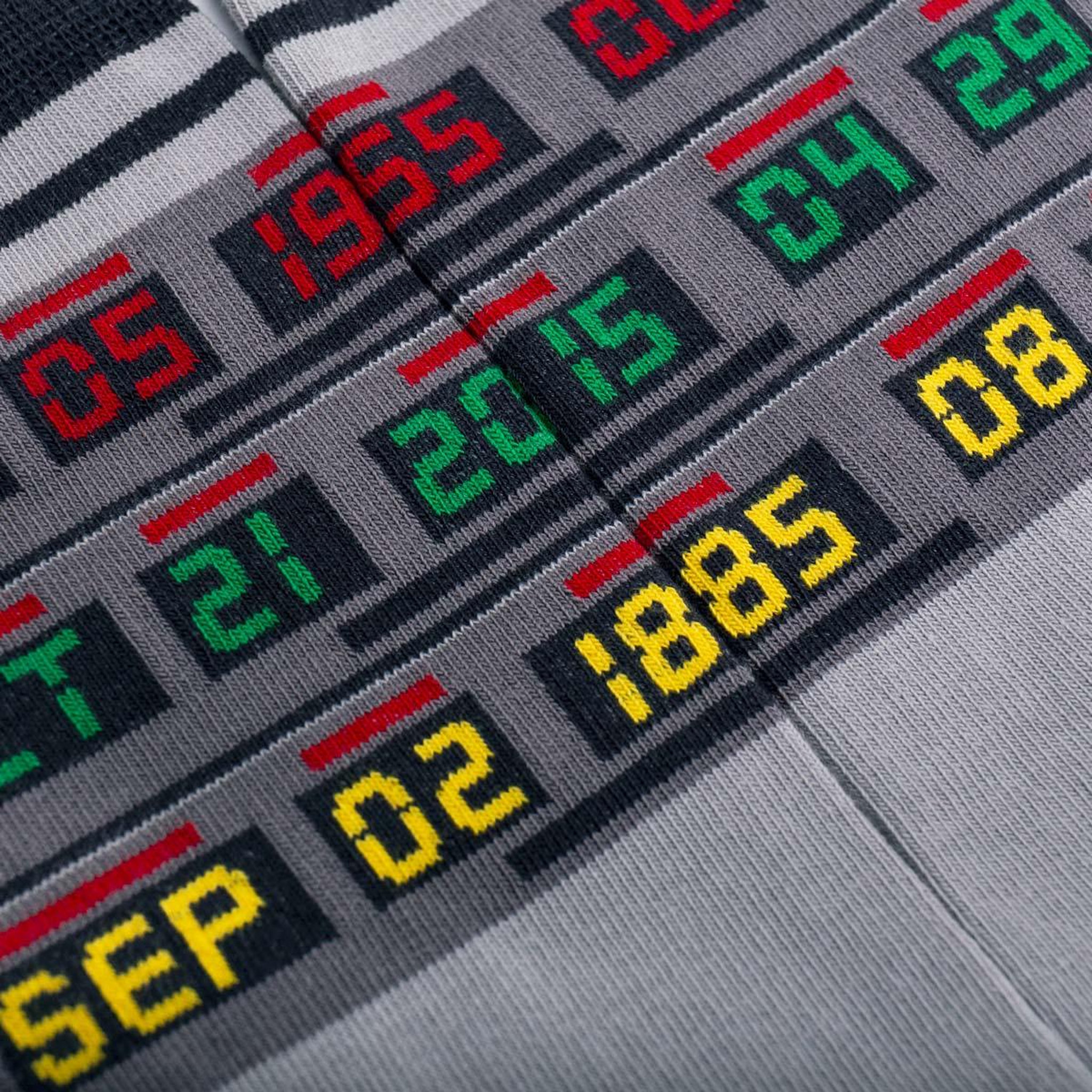 Voir la diapositive 3 : SOCK AFFAIRS Chaussettes la delorean de retour vers le futur