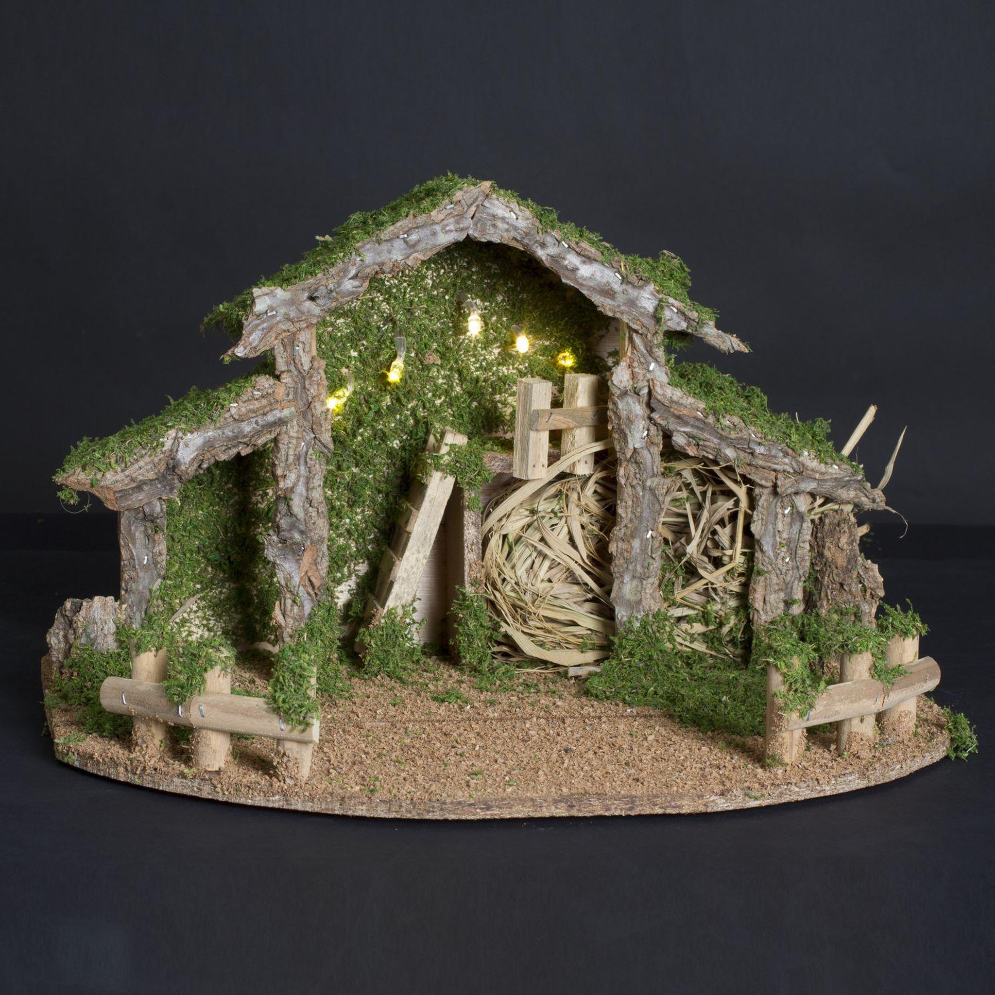 Voir la diapositive 2 : FEERIC LIGHT & CHRISTMAS Crèche traditionnelle de noël vide - led - 38 x 22 cm