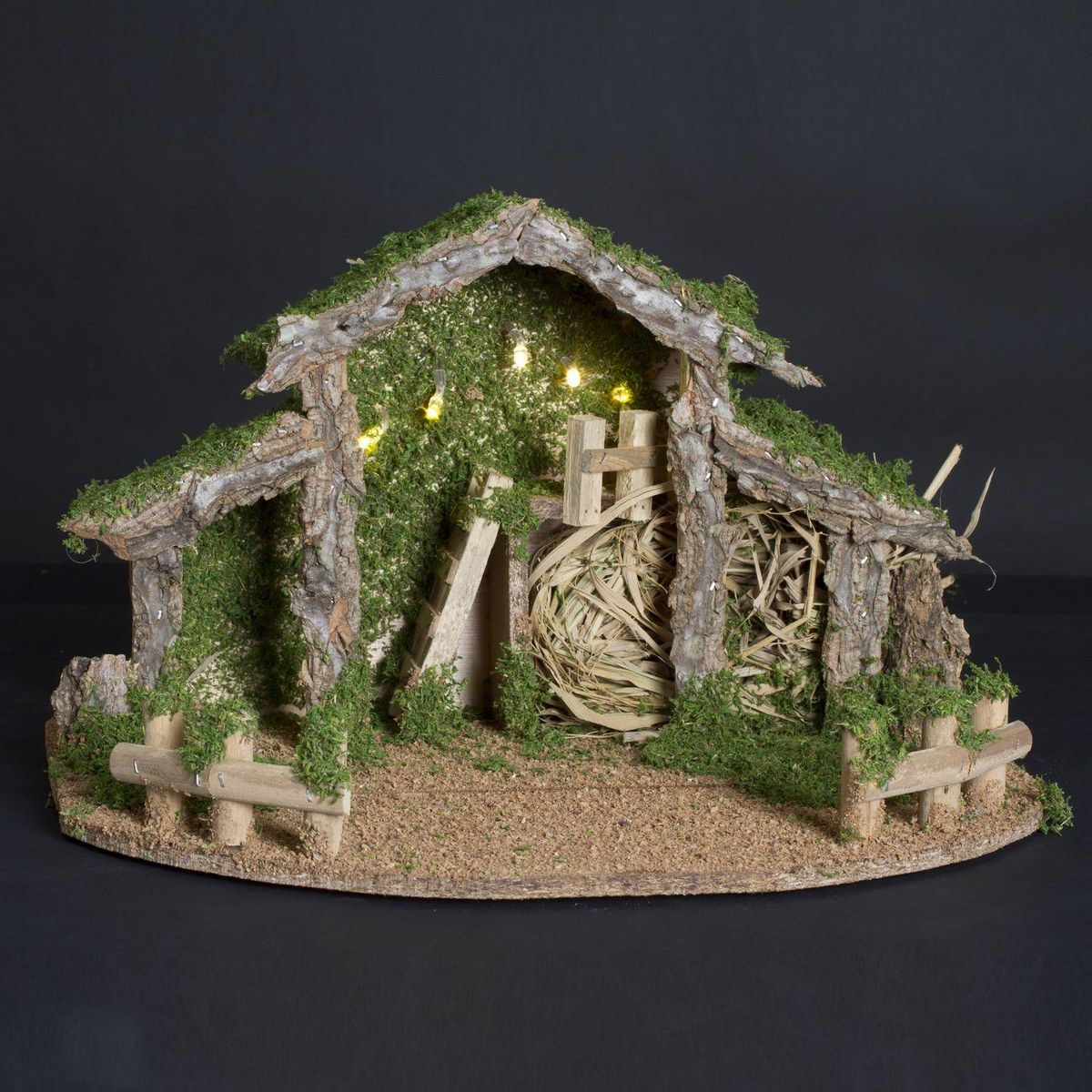 FEERIC LIGHT & CHRISTMAS Crèche traditionnelle de Noël vide - LED - 38 x 22 cm