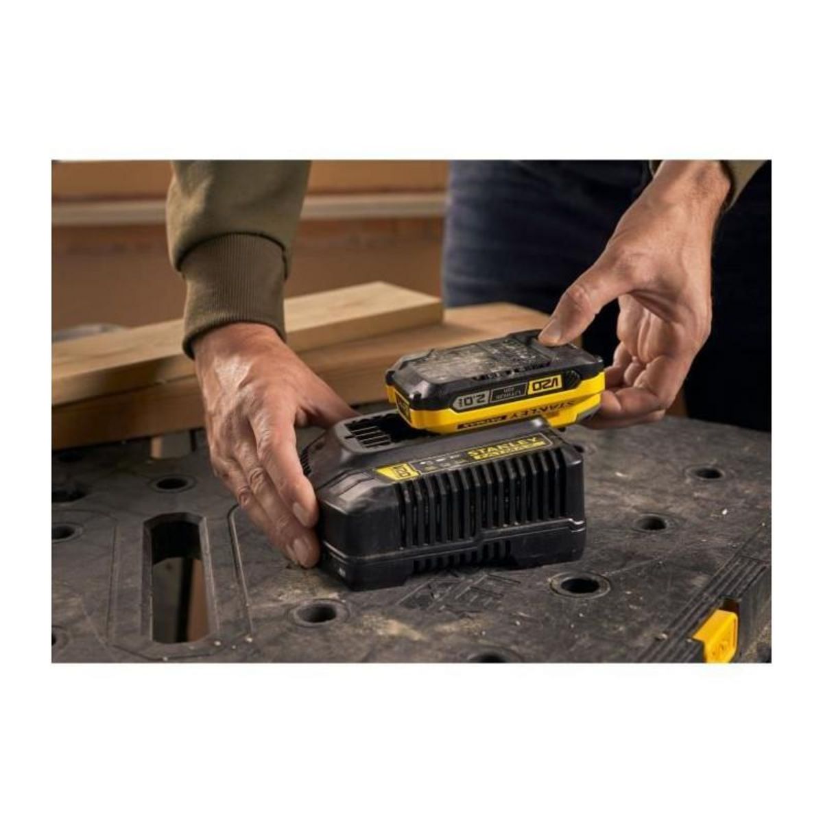 Stanley Batterie - STANLEY FATMAX V20 - SFMCB202-XJ - 18V 2Ah
