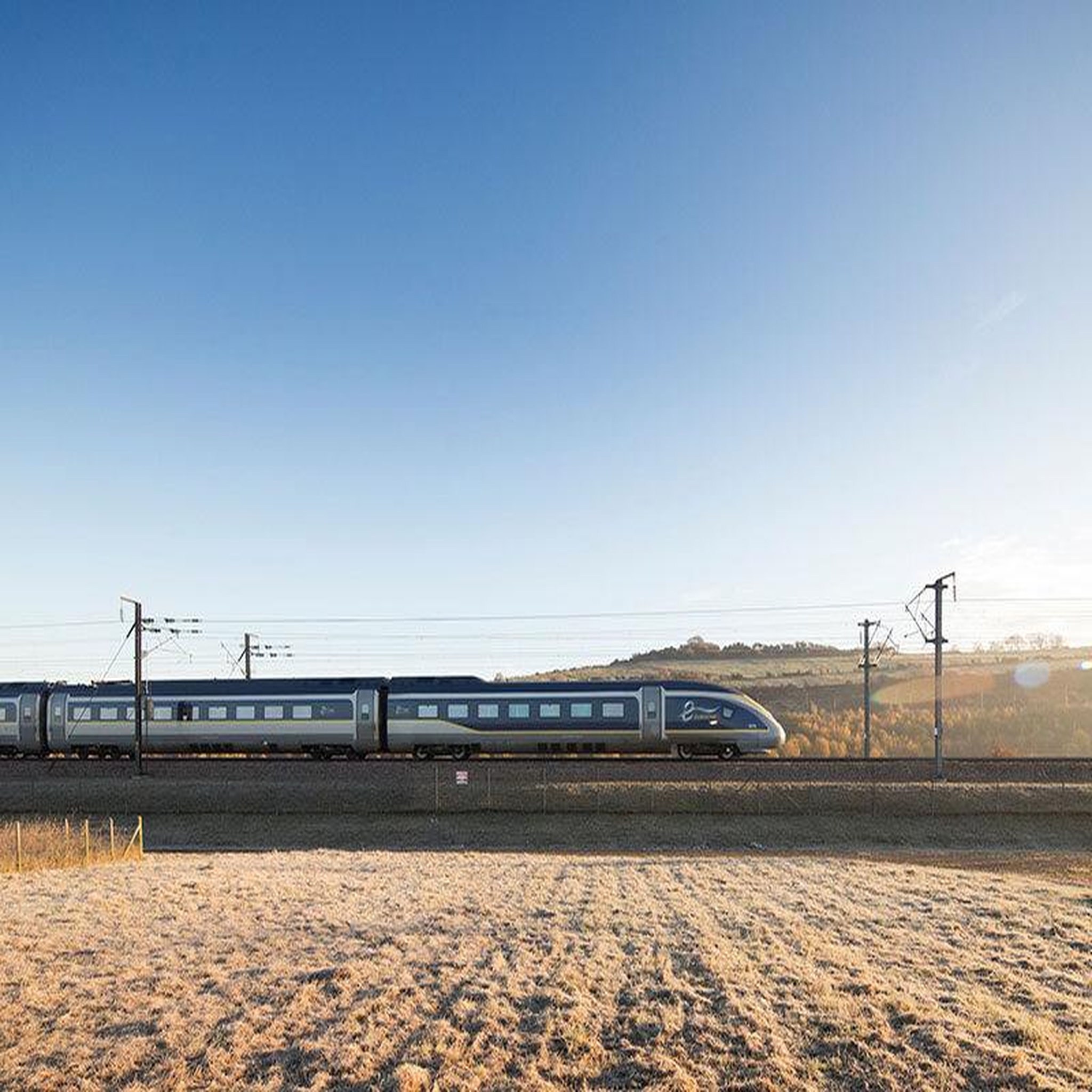 Voir la diapositive 4 : Smartbox Voyage en europe : pass interrail global continu 15 jours avec nuit en hôtel - coffret cadeau multi-thèmes