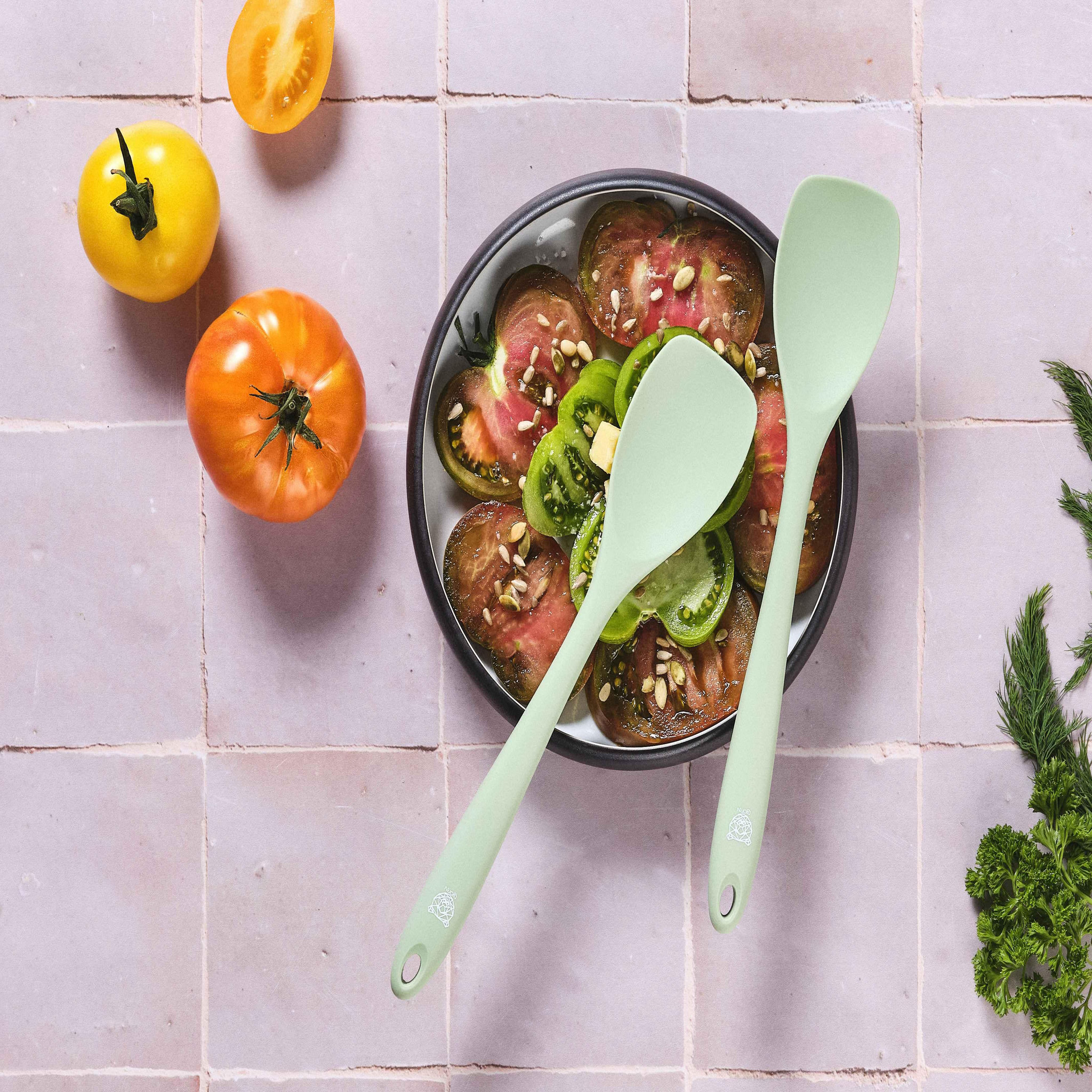Voir la diapositive 2 : BJORN Couverts à salade en silicone IVAR